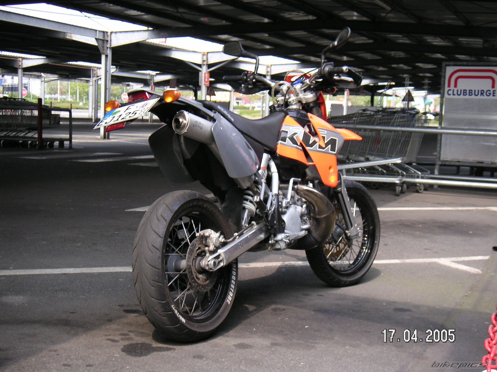 Photo 1432253