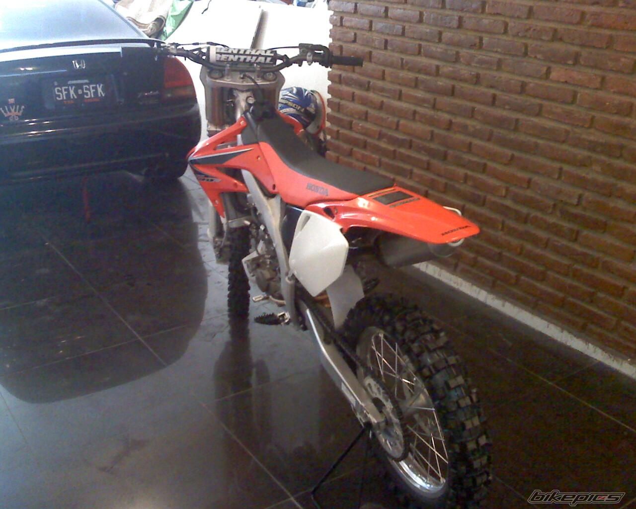 Photo 1432744