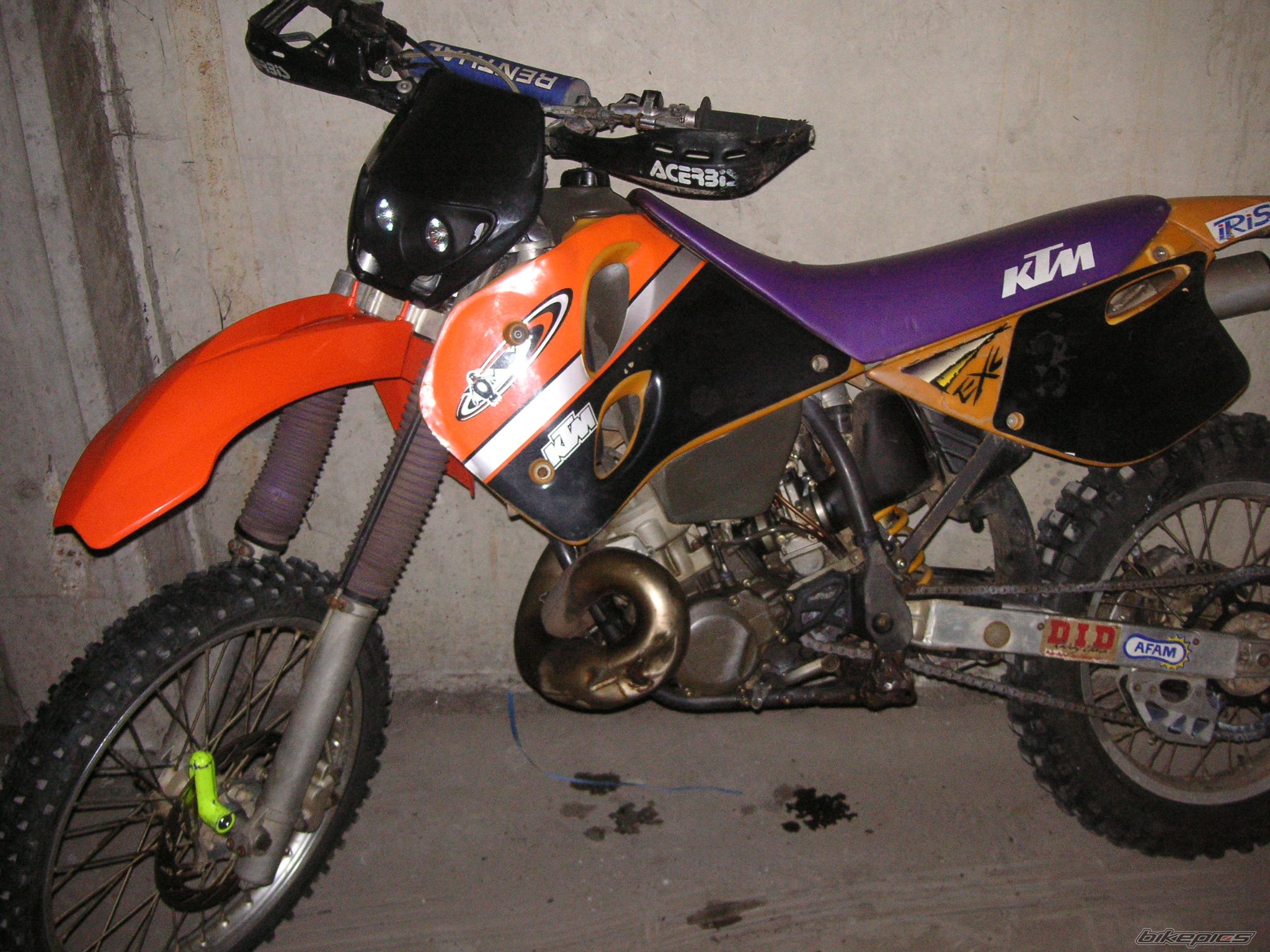 Photo 1433352