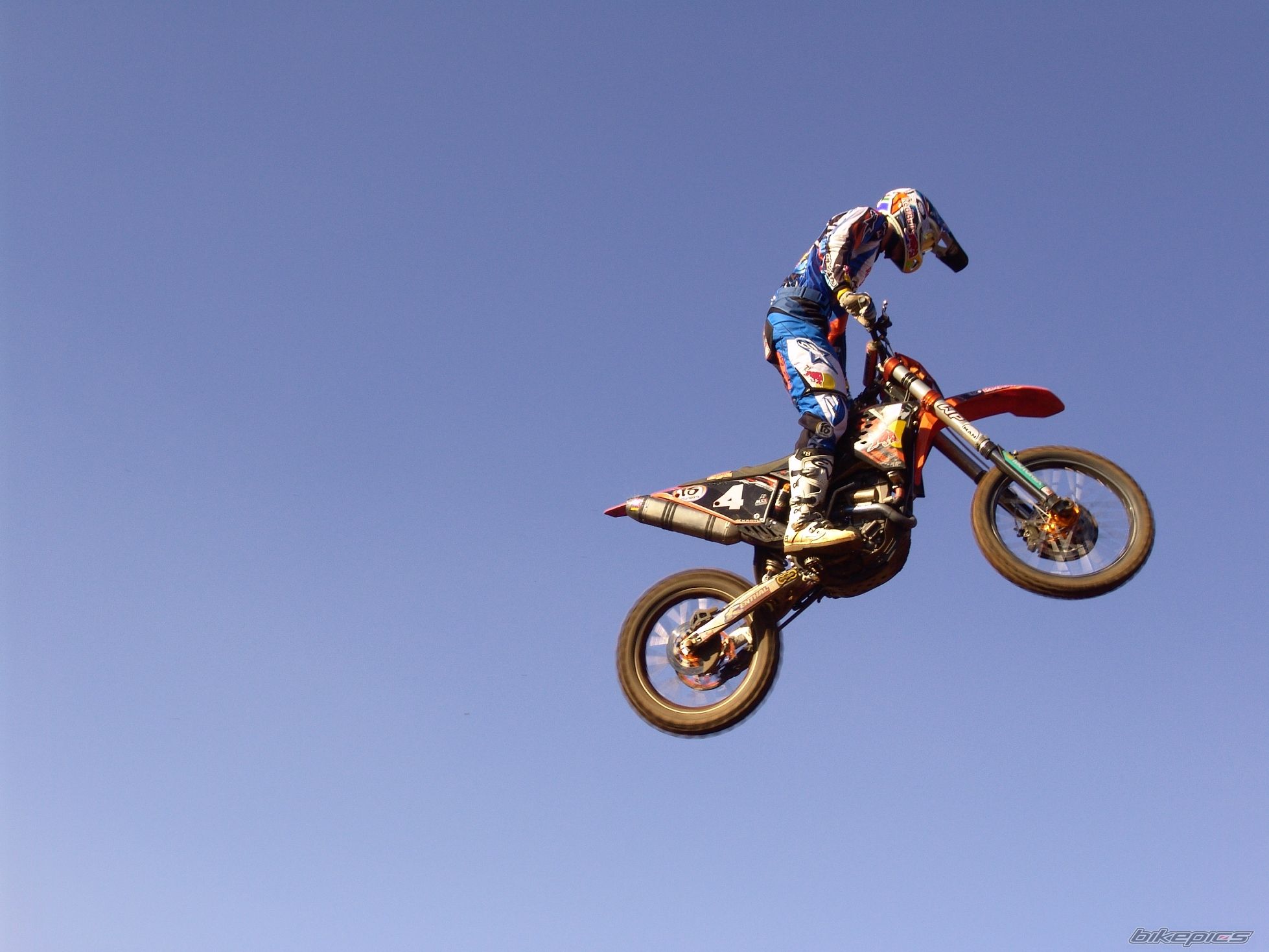 Photo 1433972