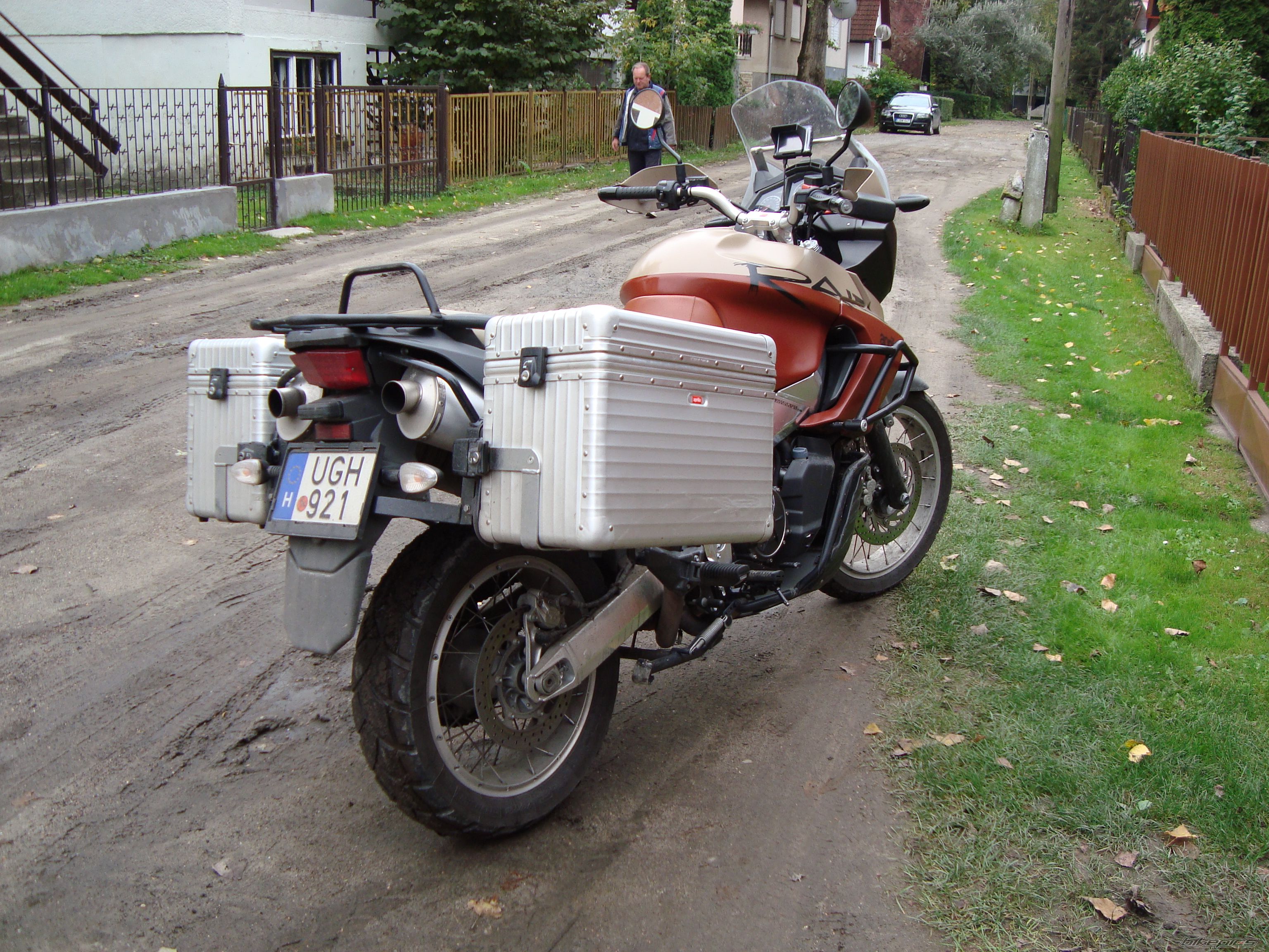 Photo 1433980