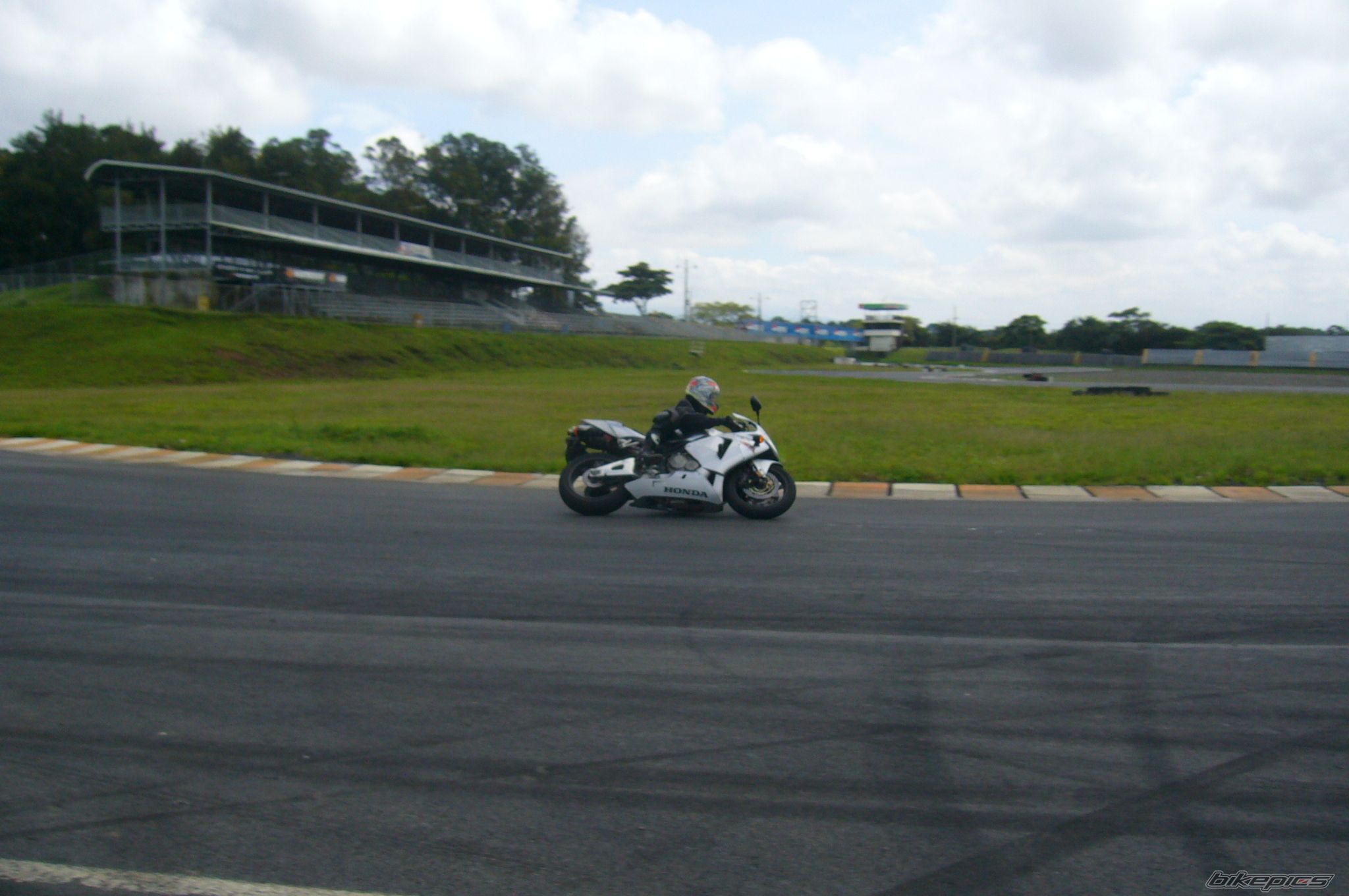 Bike Photo 1434450