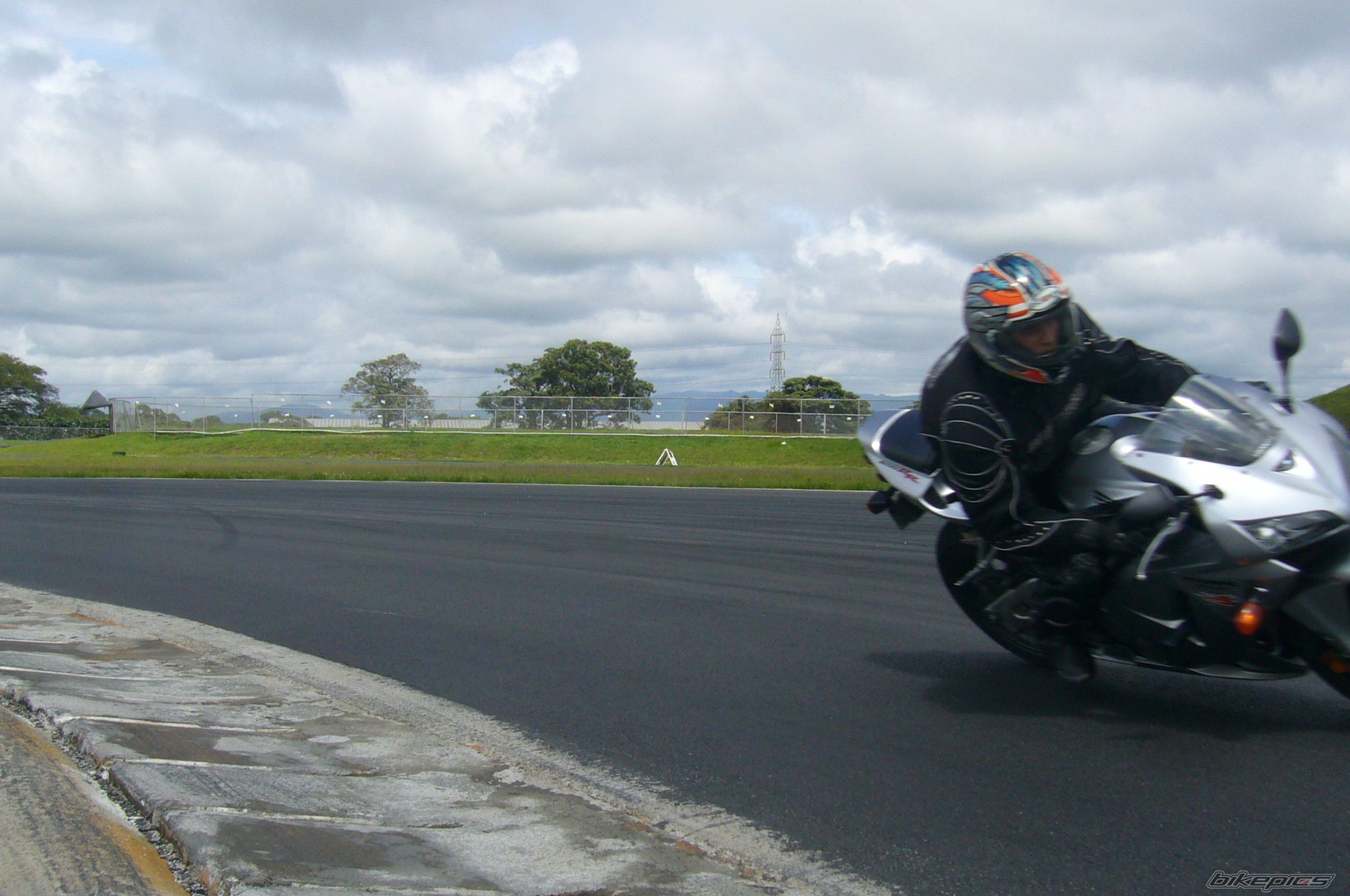 Bike Photo 1434506