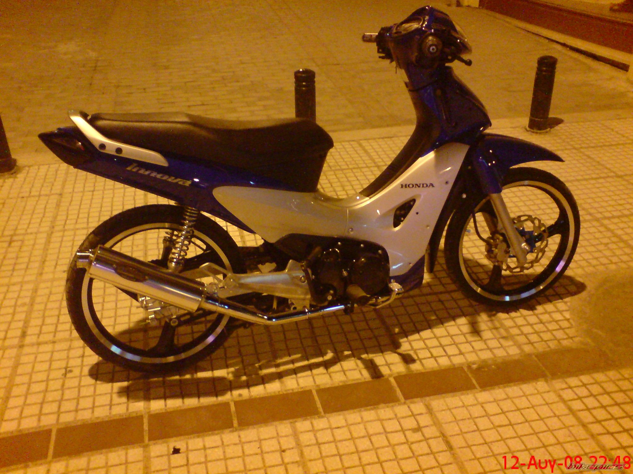 Photo 1435346