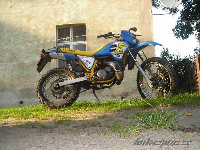 Photo 1435496