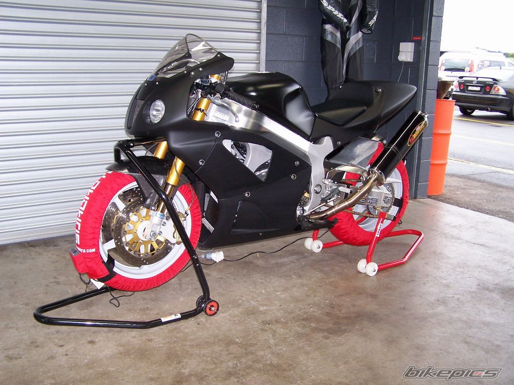 Photo 1435725