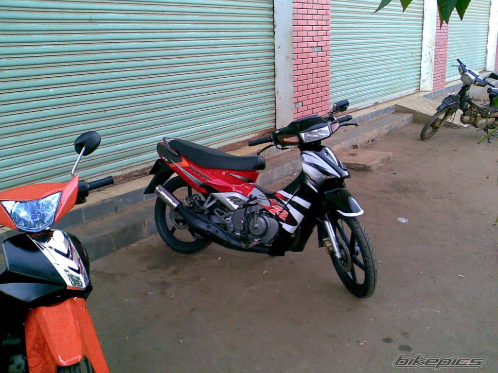 Photo 1436466