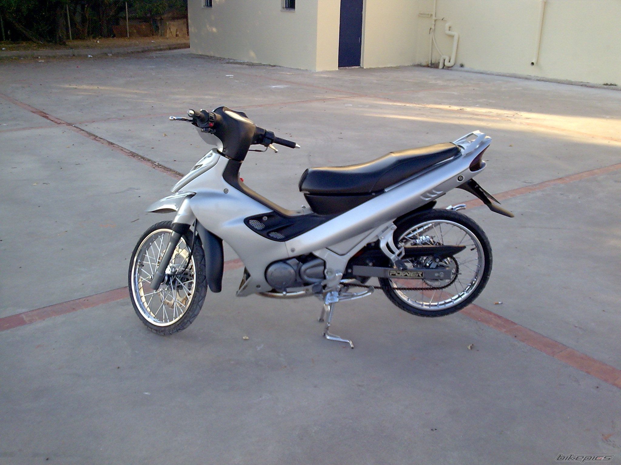 Photo 1436634