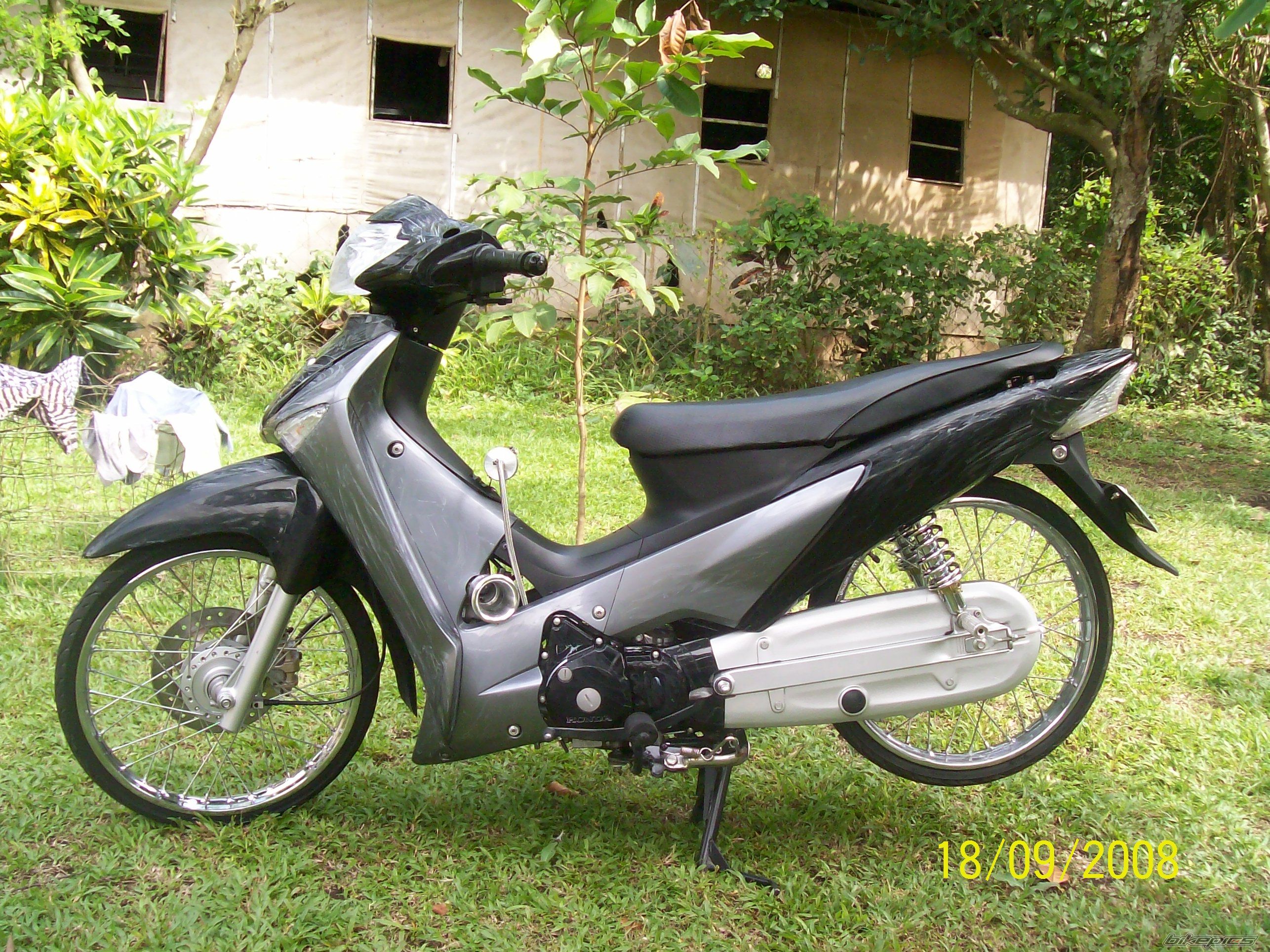 Photo 1436658