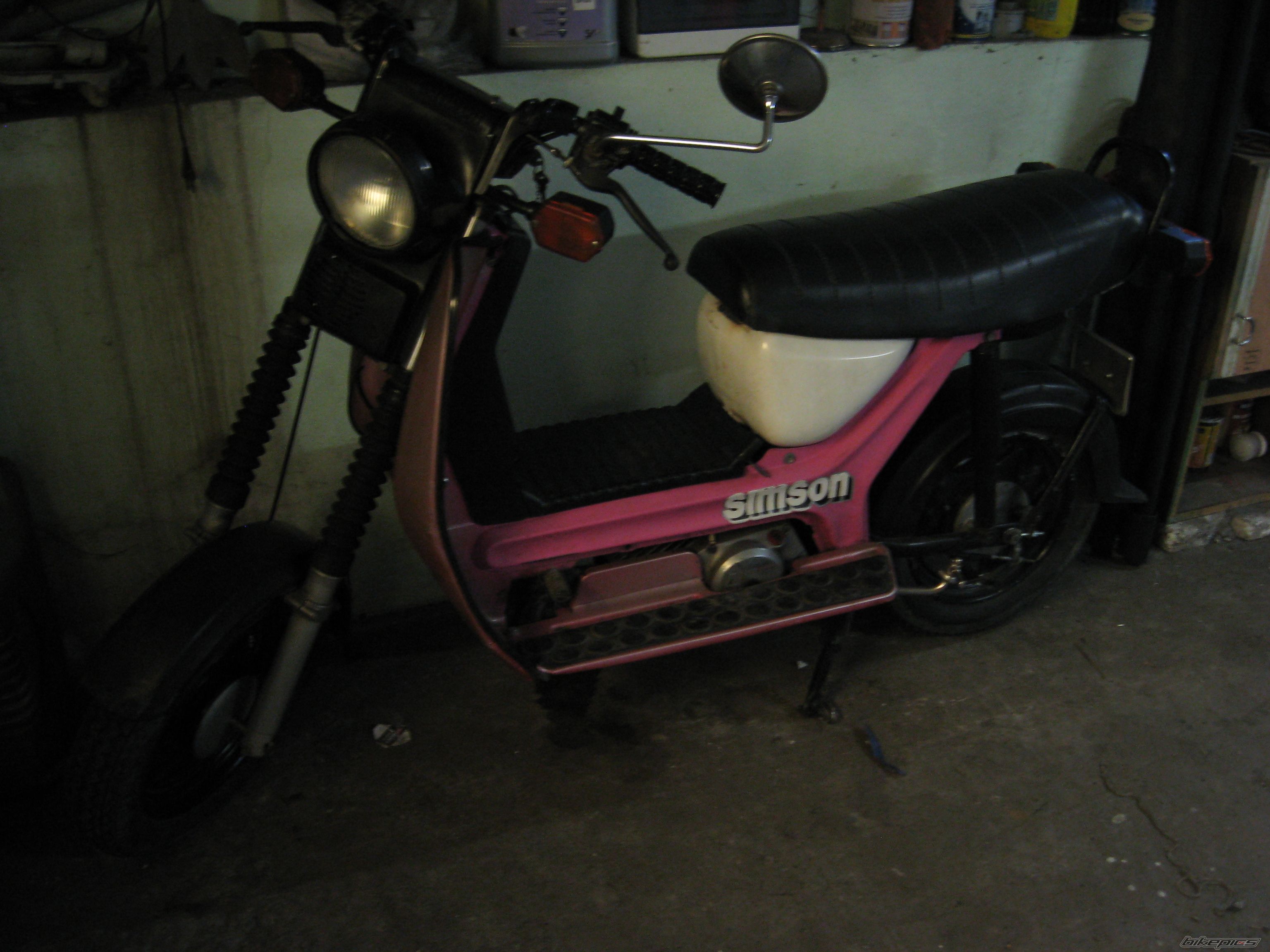 Photo 1436937