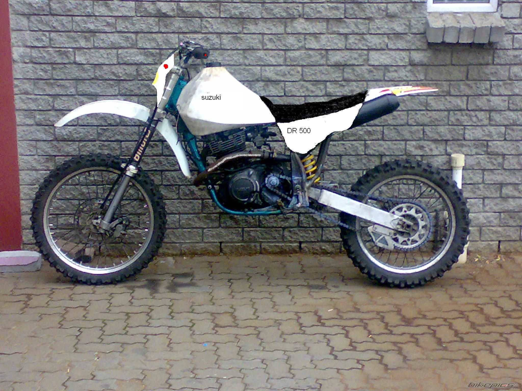 Photo 1437273