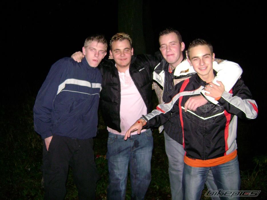 Photo 1437514