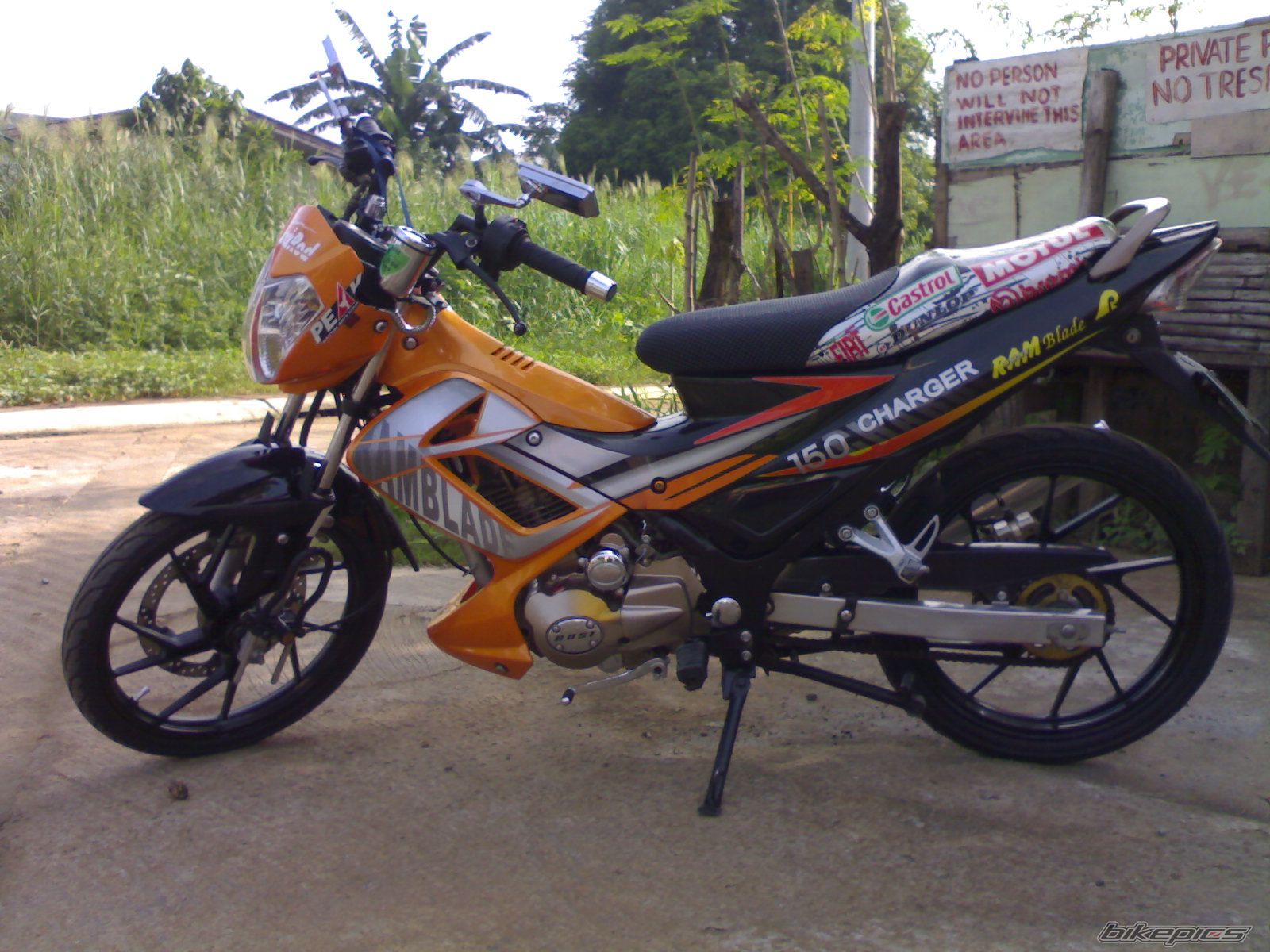 Photo 1437555