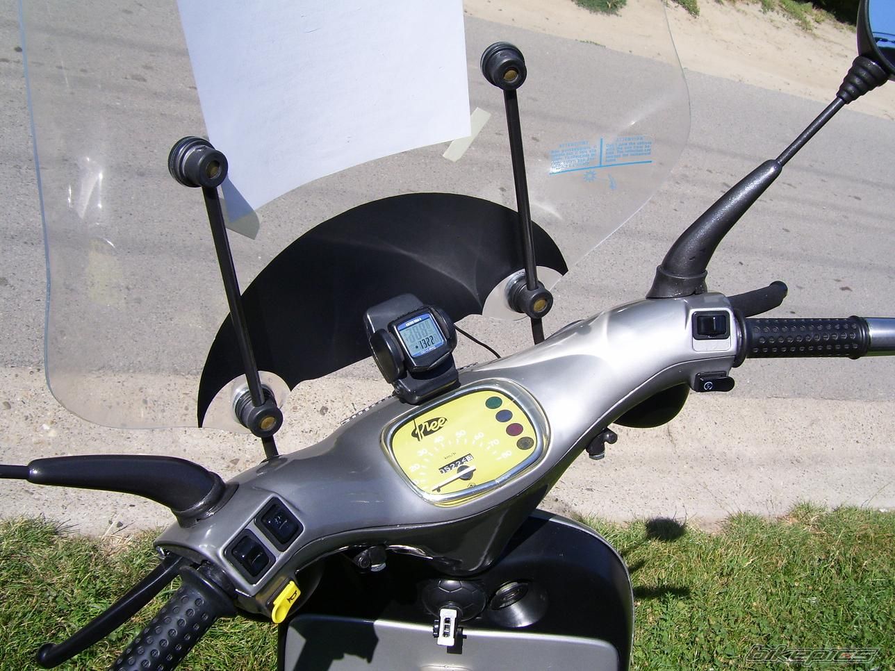 Photo 1437855