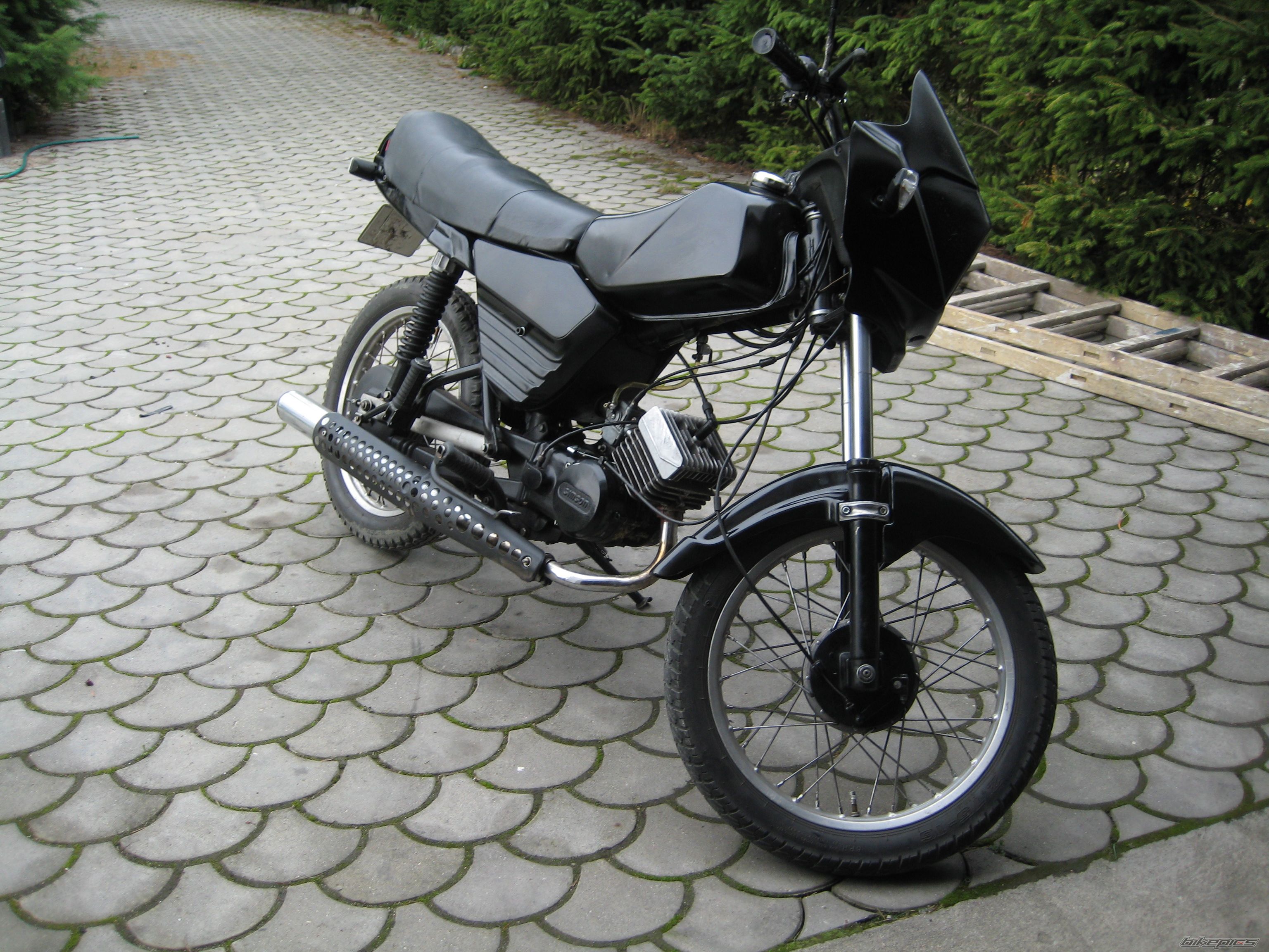 Photo 1437896