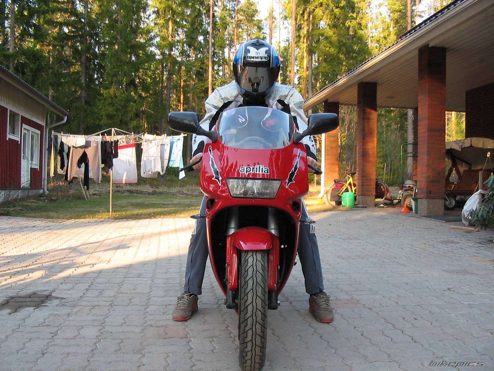 Photo 143846