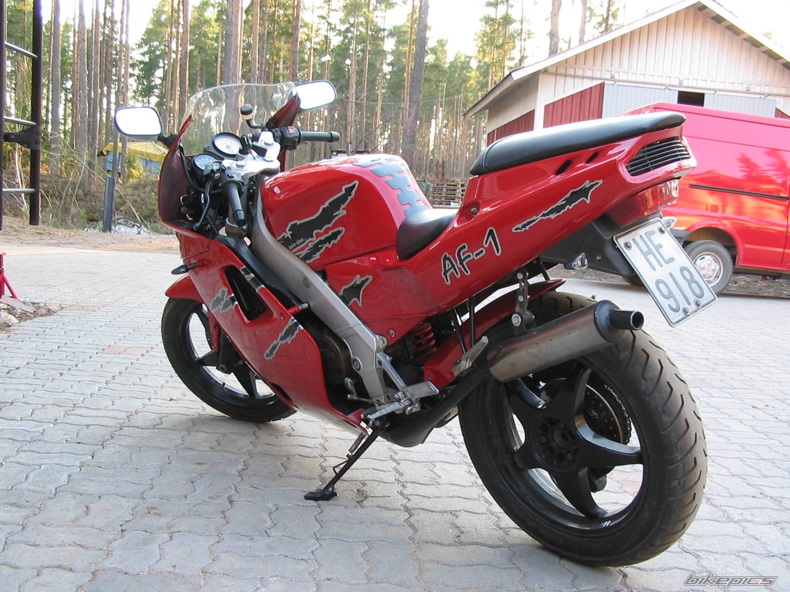 Photo 143851