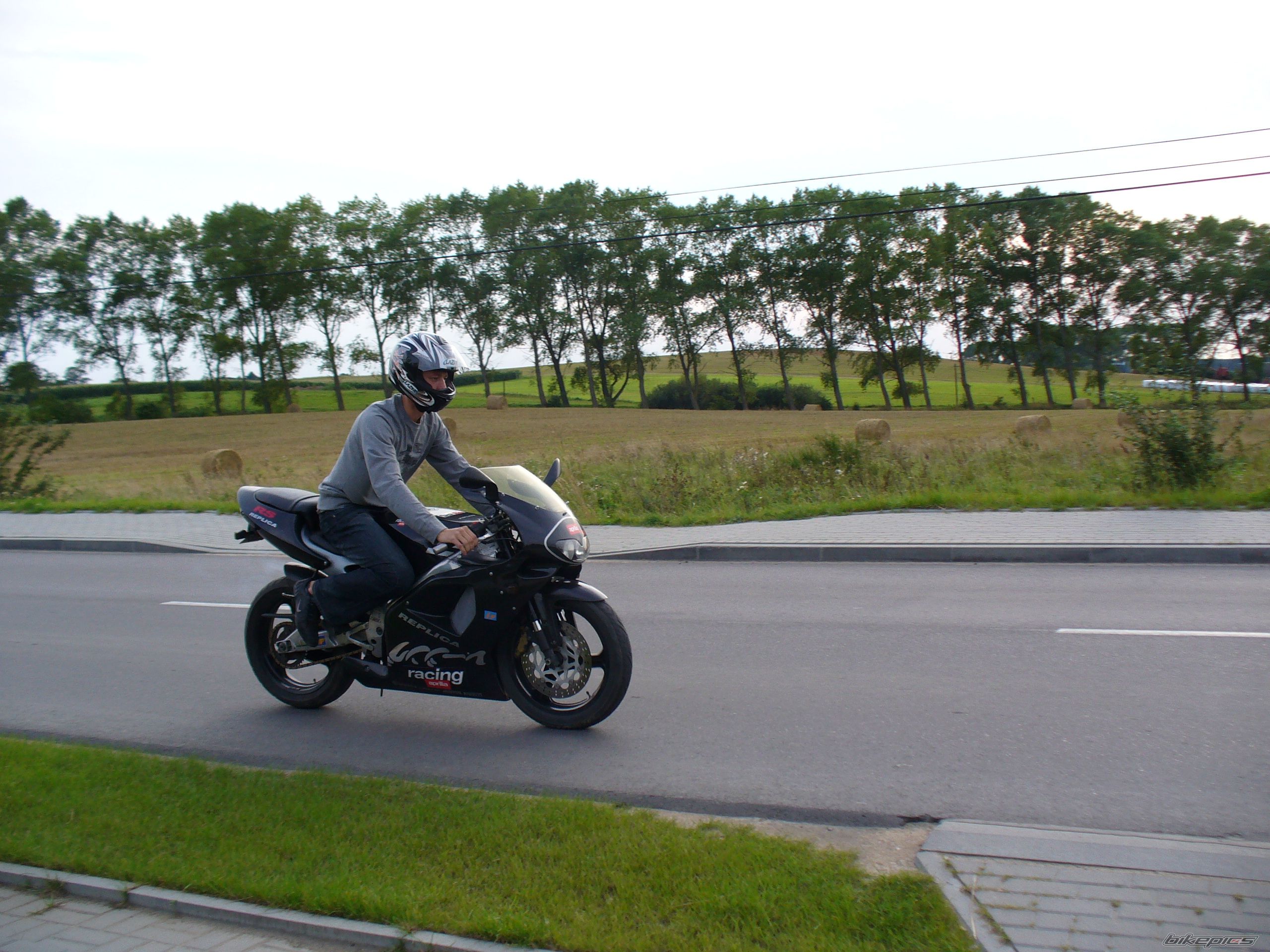 Bike Photo 1438525
