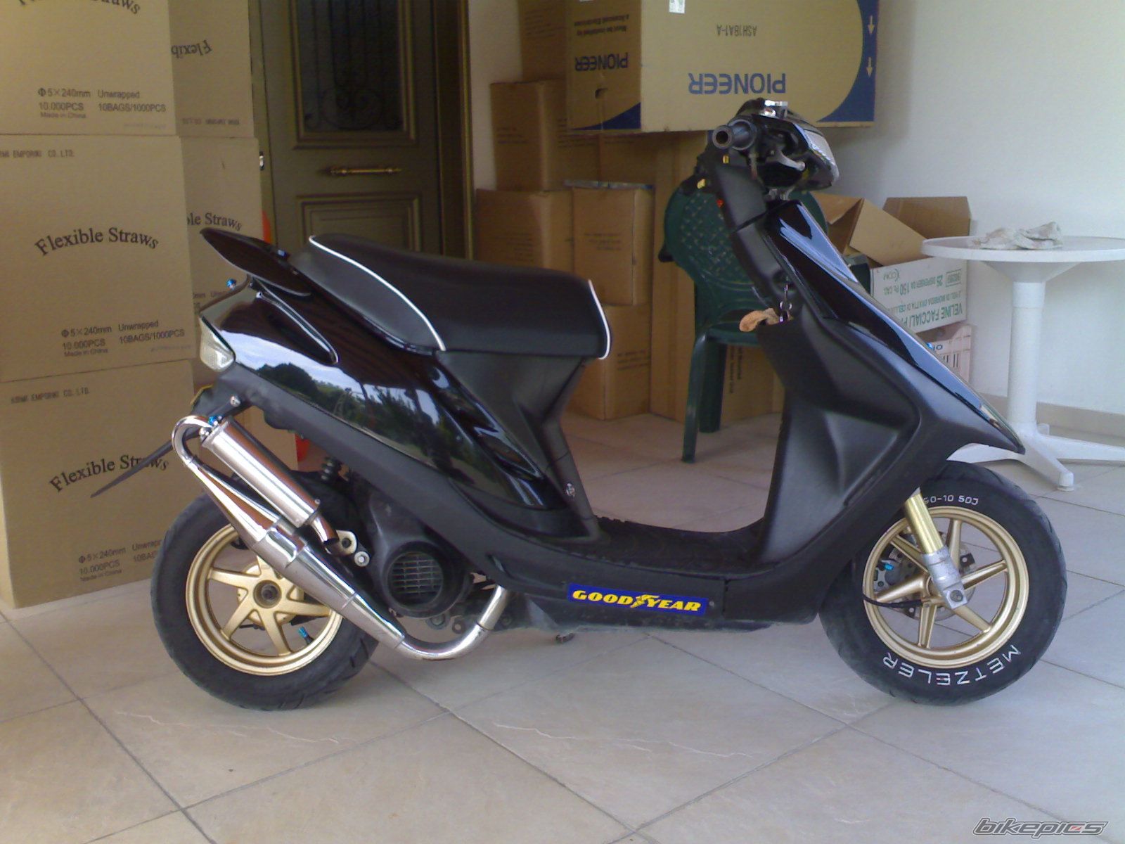 Photo 1438600