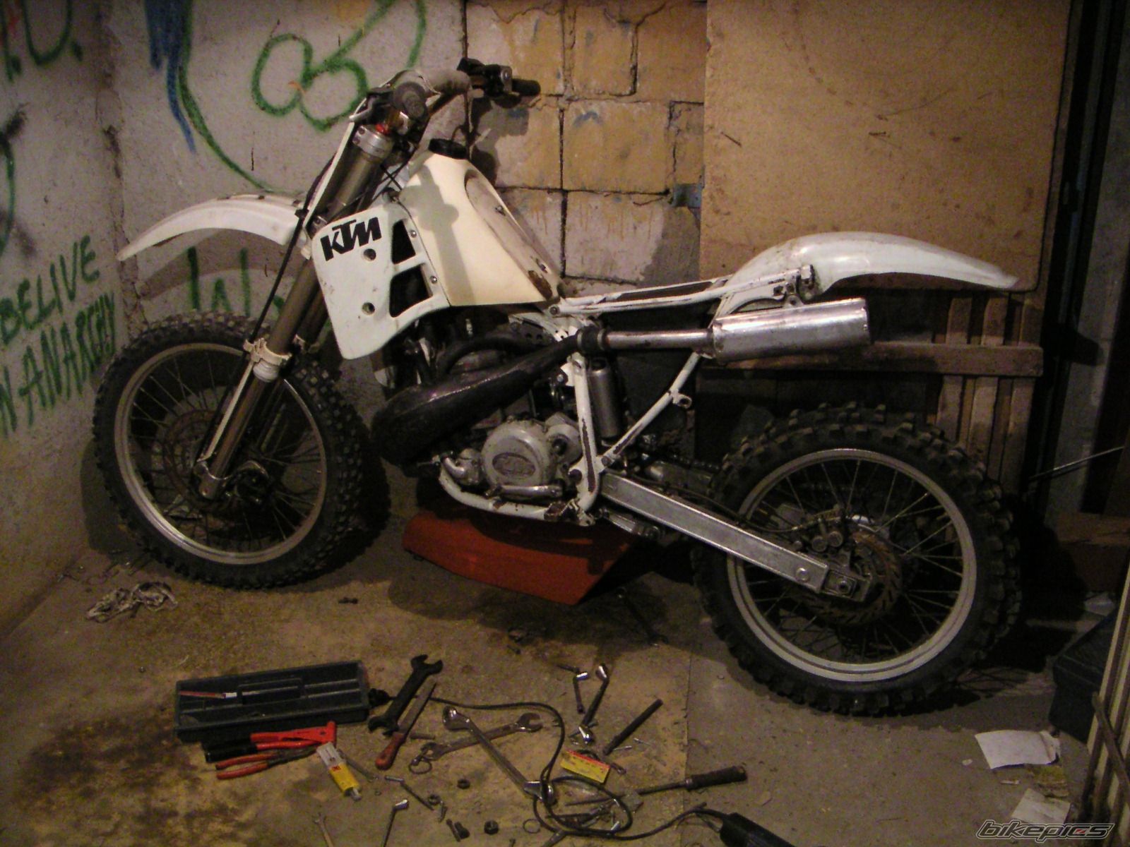 Photo 1438702