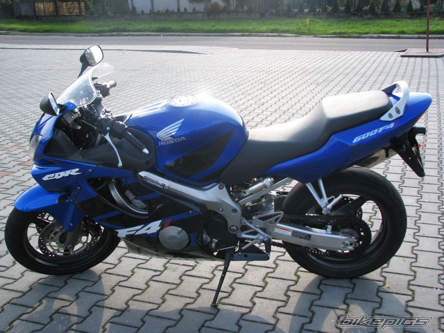 Photo 1438837