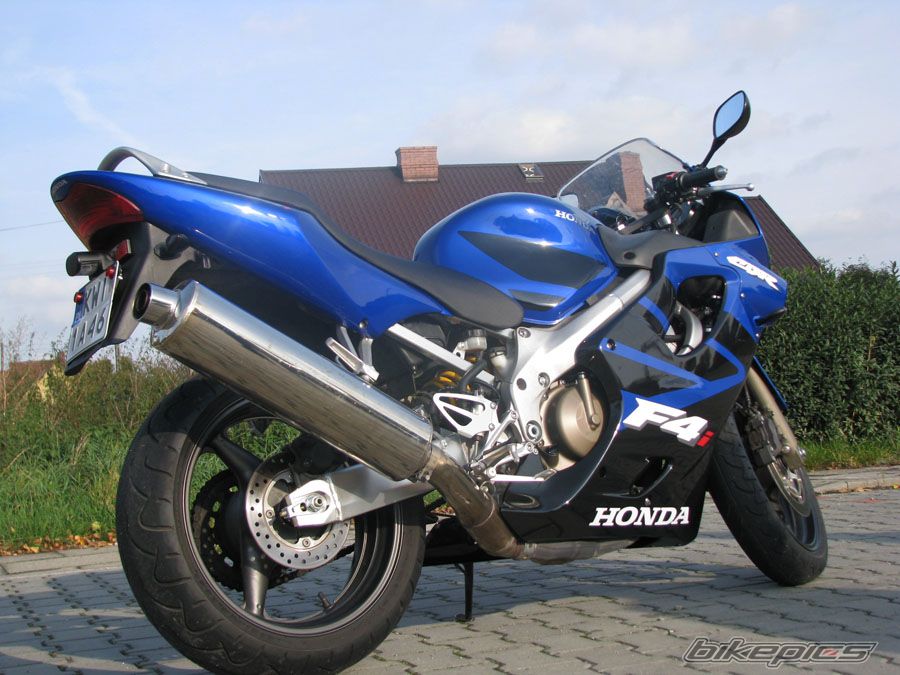Photo 1438840