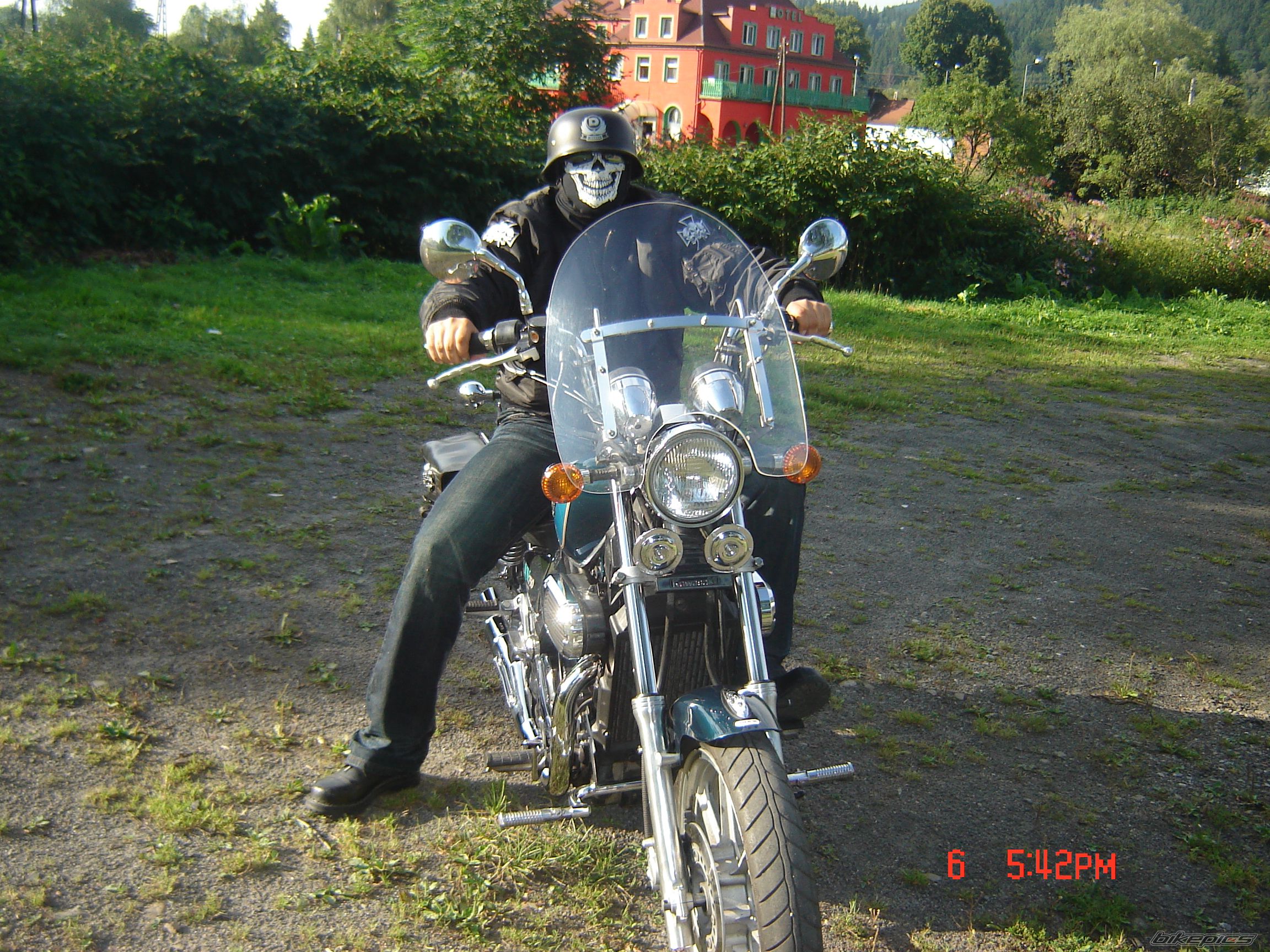 Photo 1438890