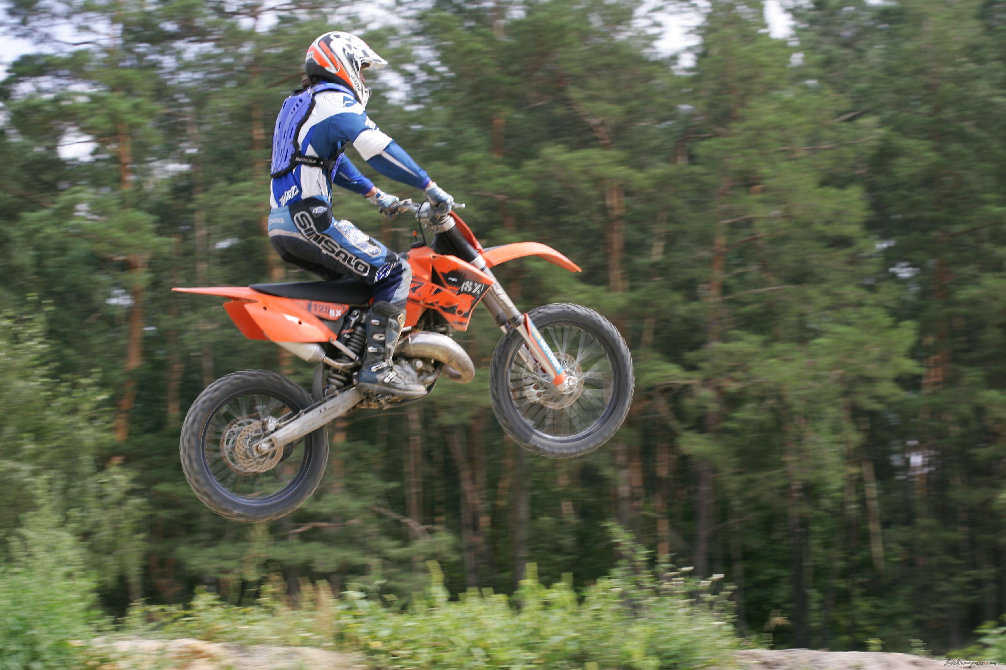 Photo 1438950