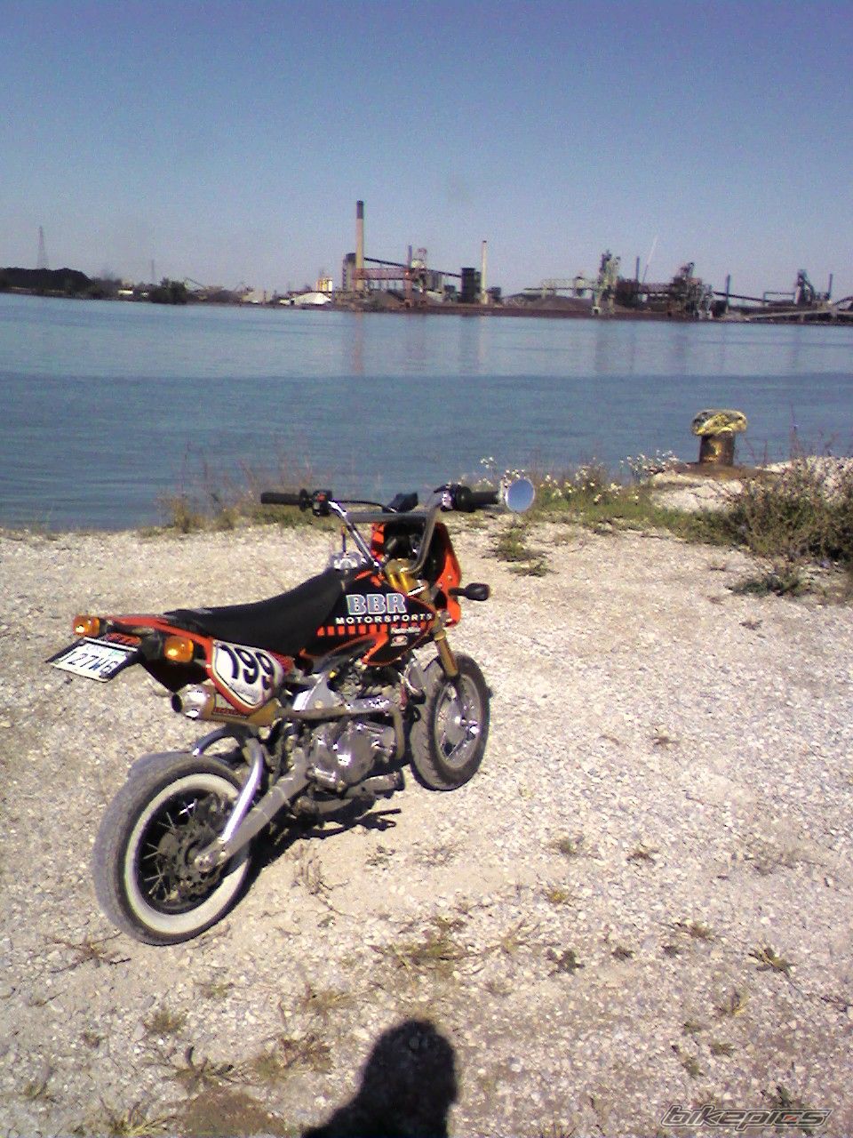 Photo 1439024
