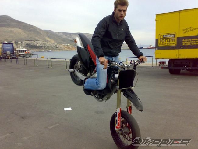 Bike Photo 1439423