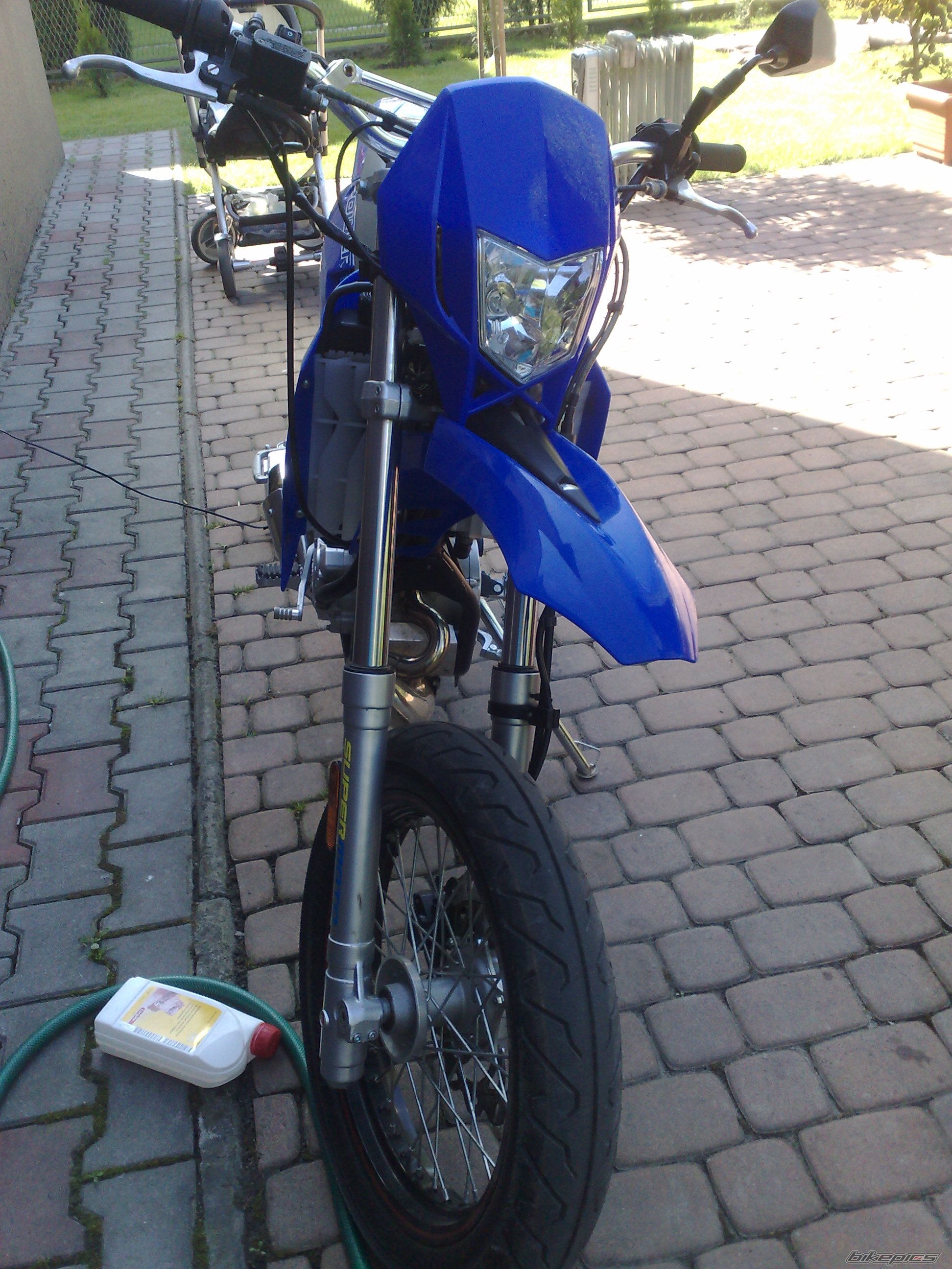 Photo 1439448