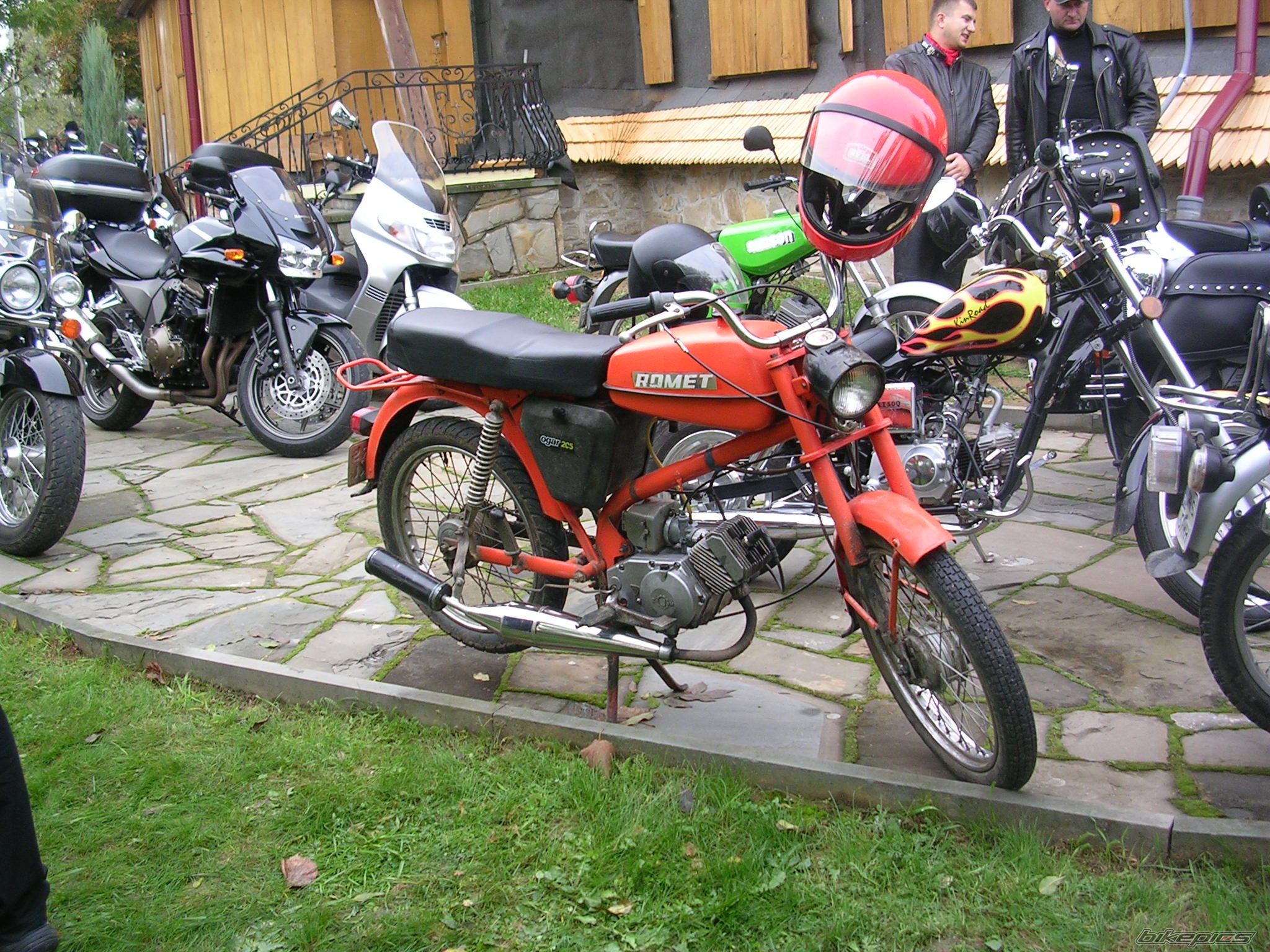 Photo 1439851