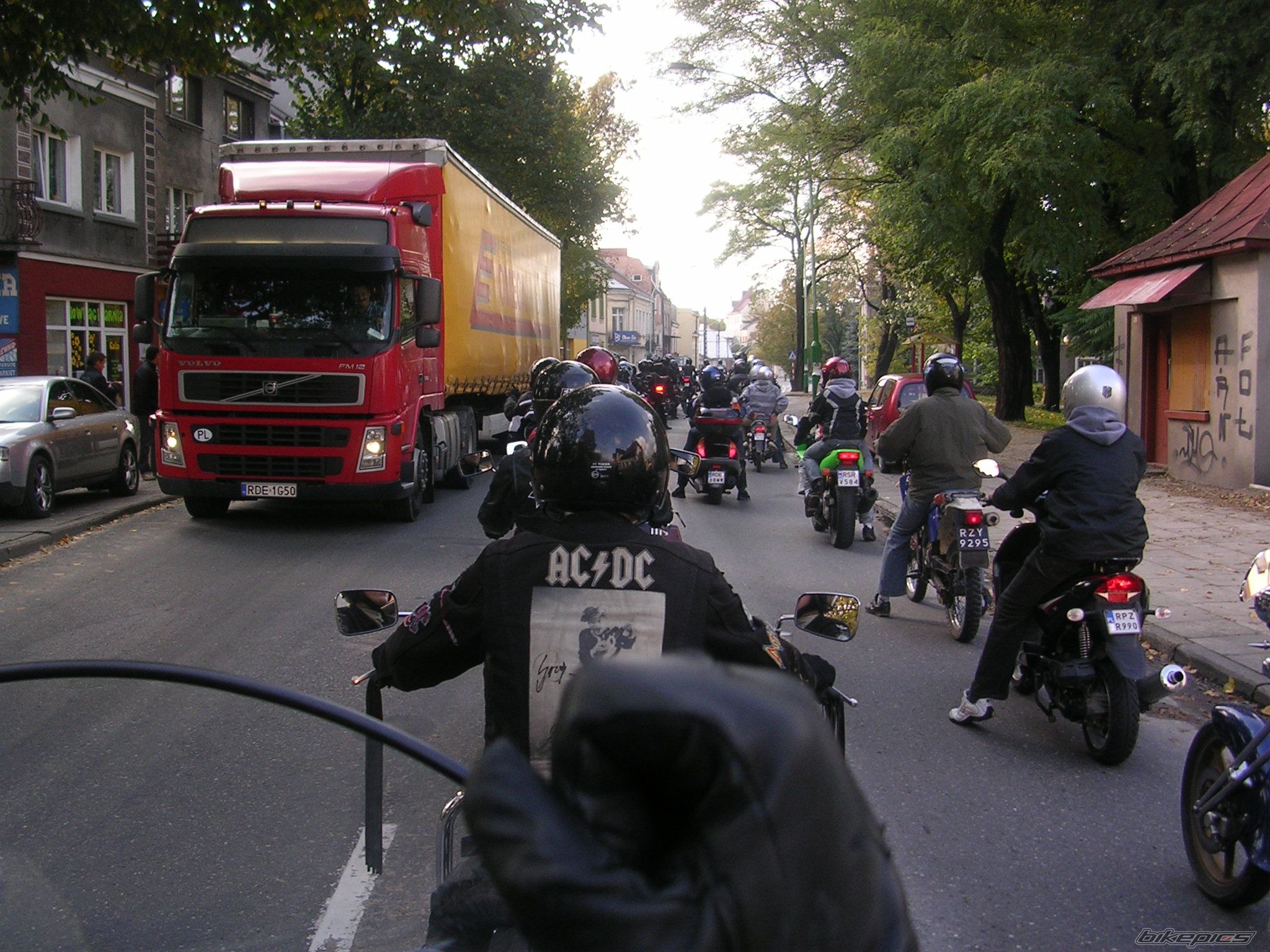 Photo 1439970