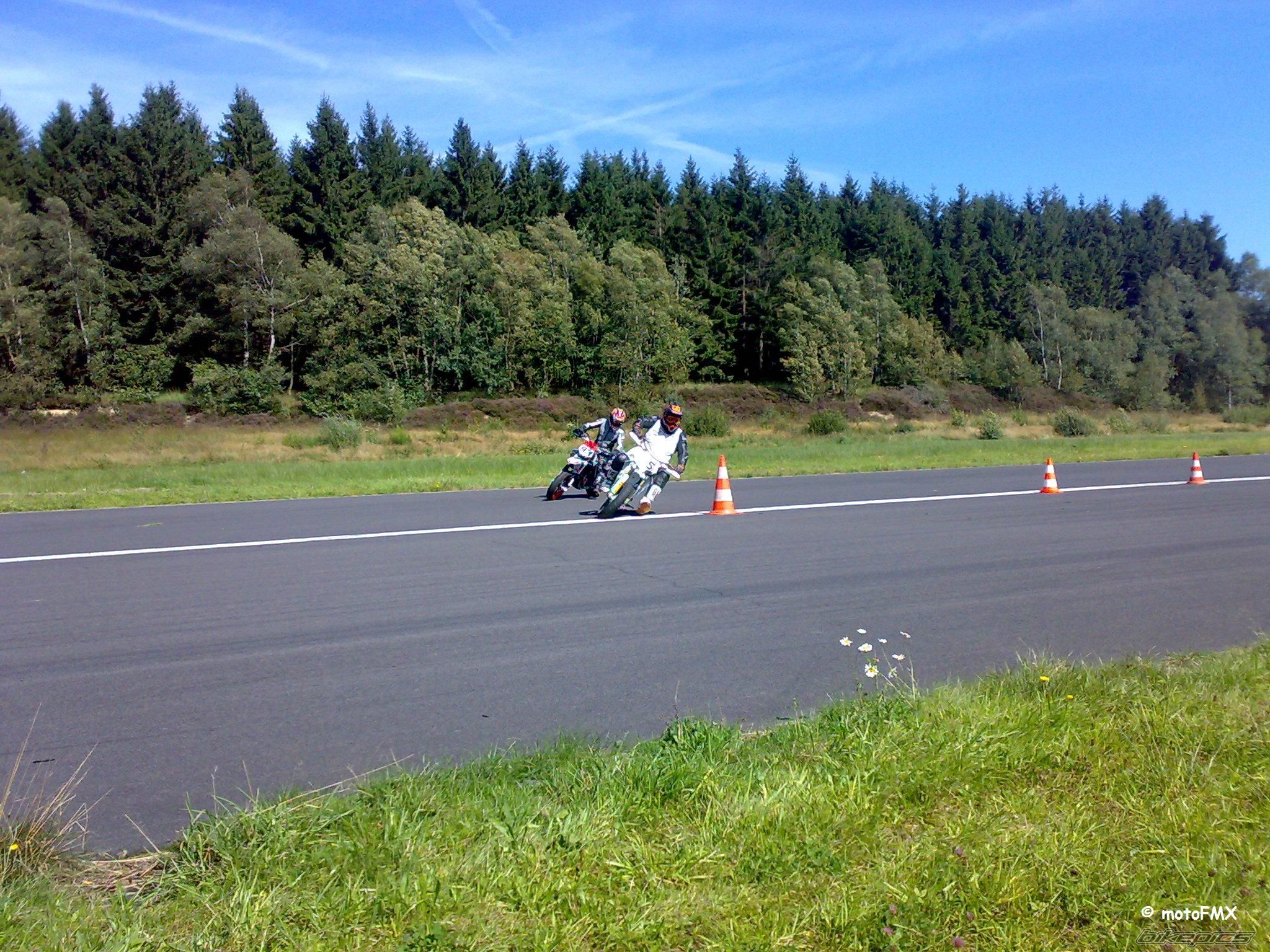 Photo 1440042