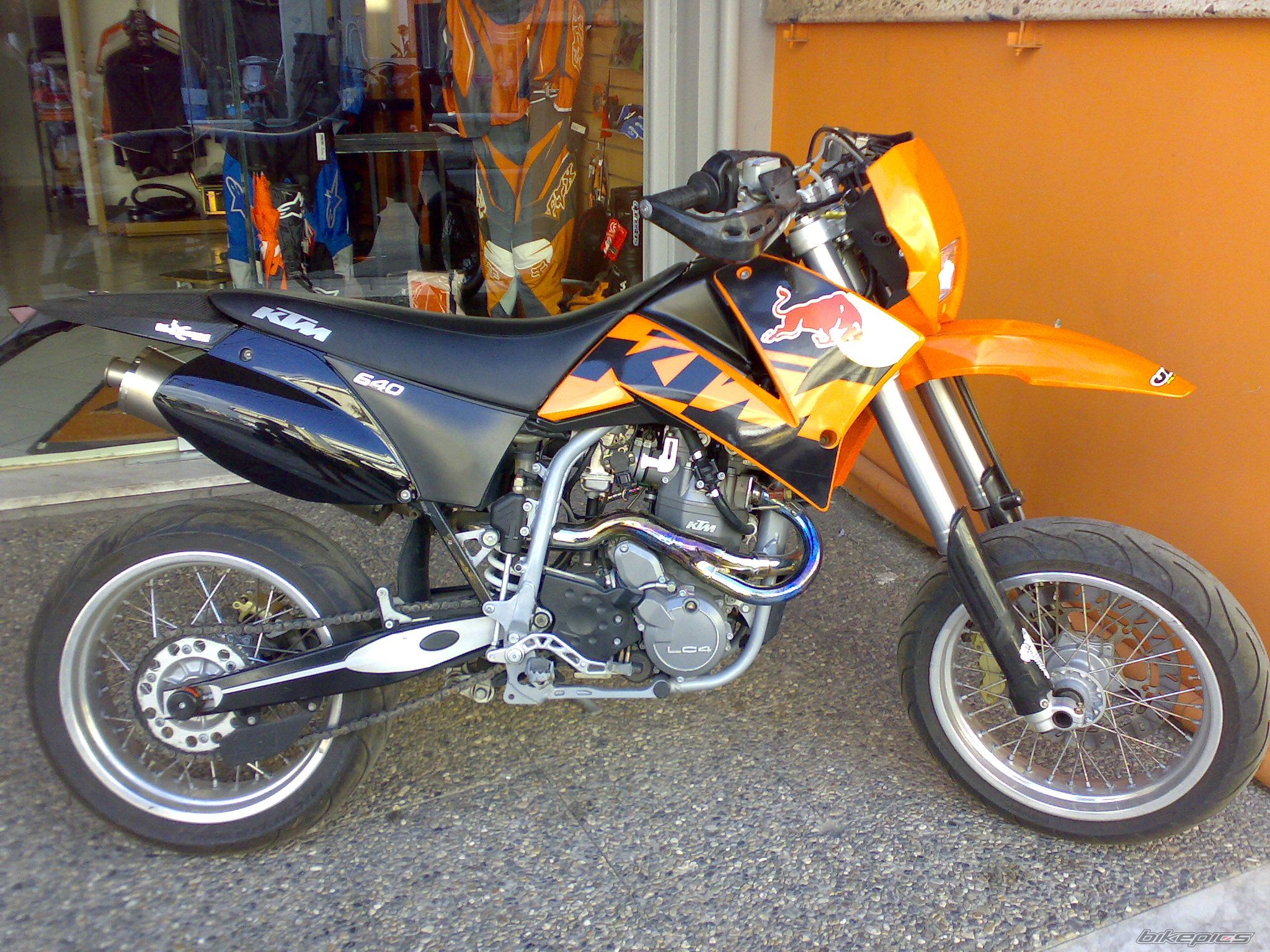 Photo 1440275
