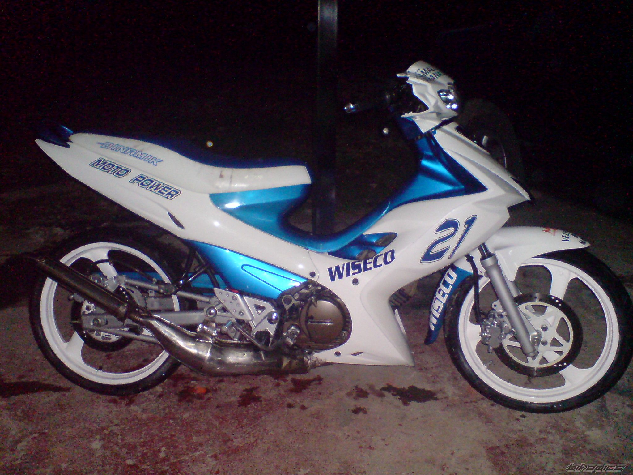 Photo 1441337