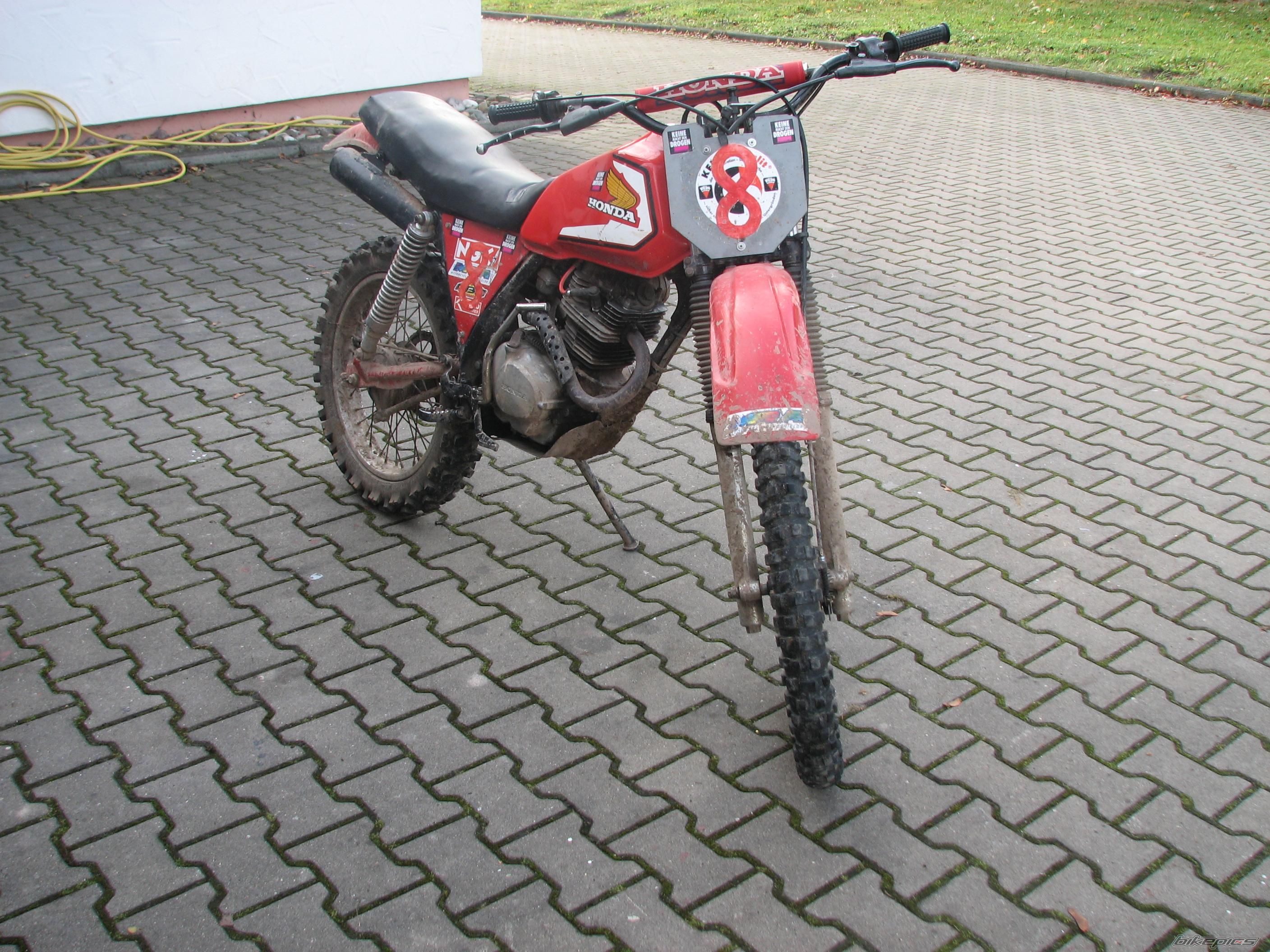 Photo 1441750