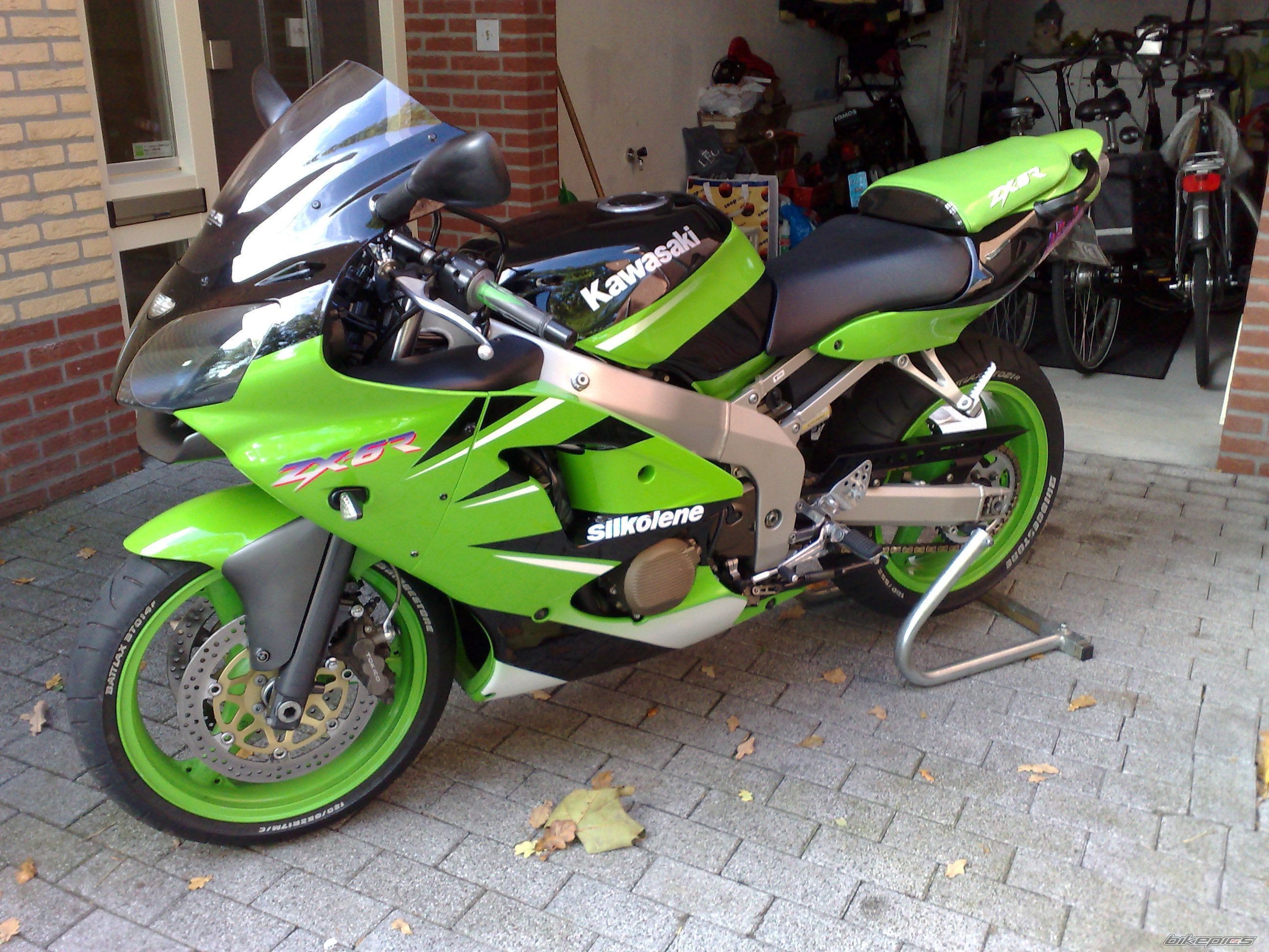 Photo 1441830