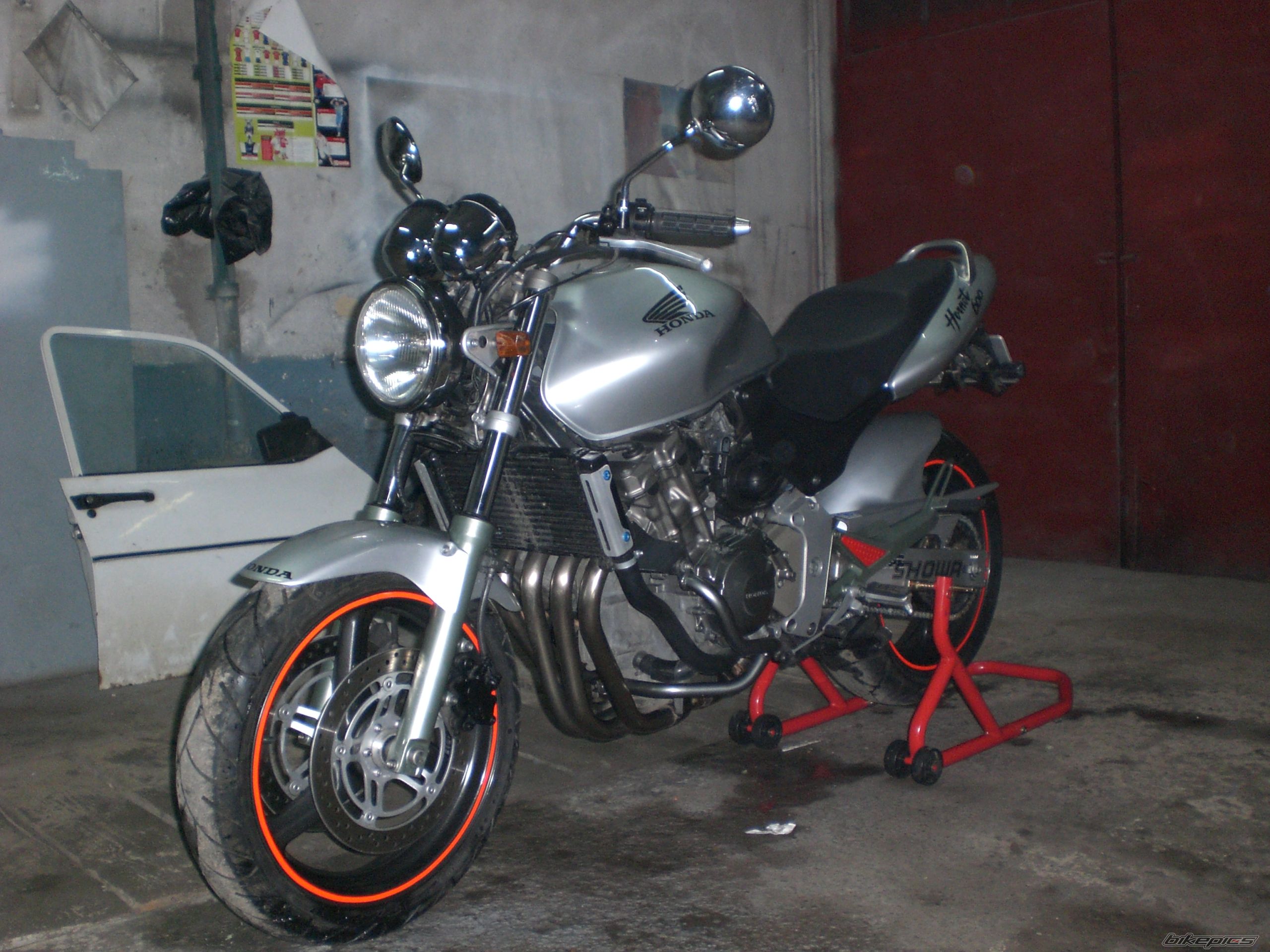 Photo 1441834