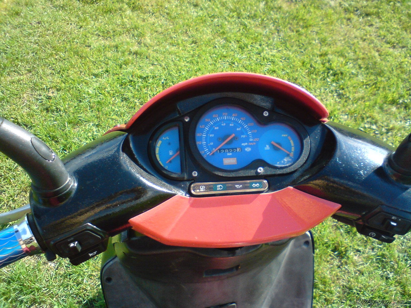 Photo 1442172