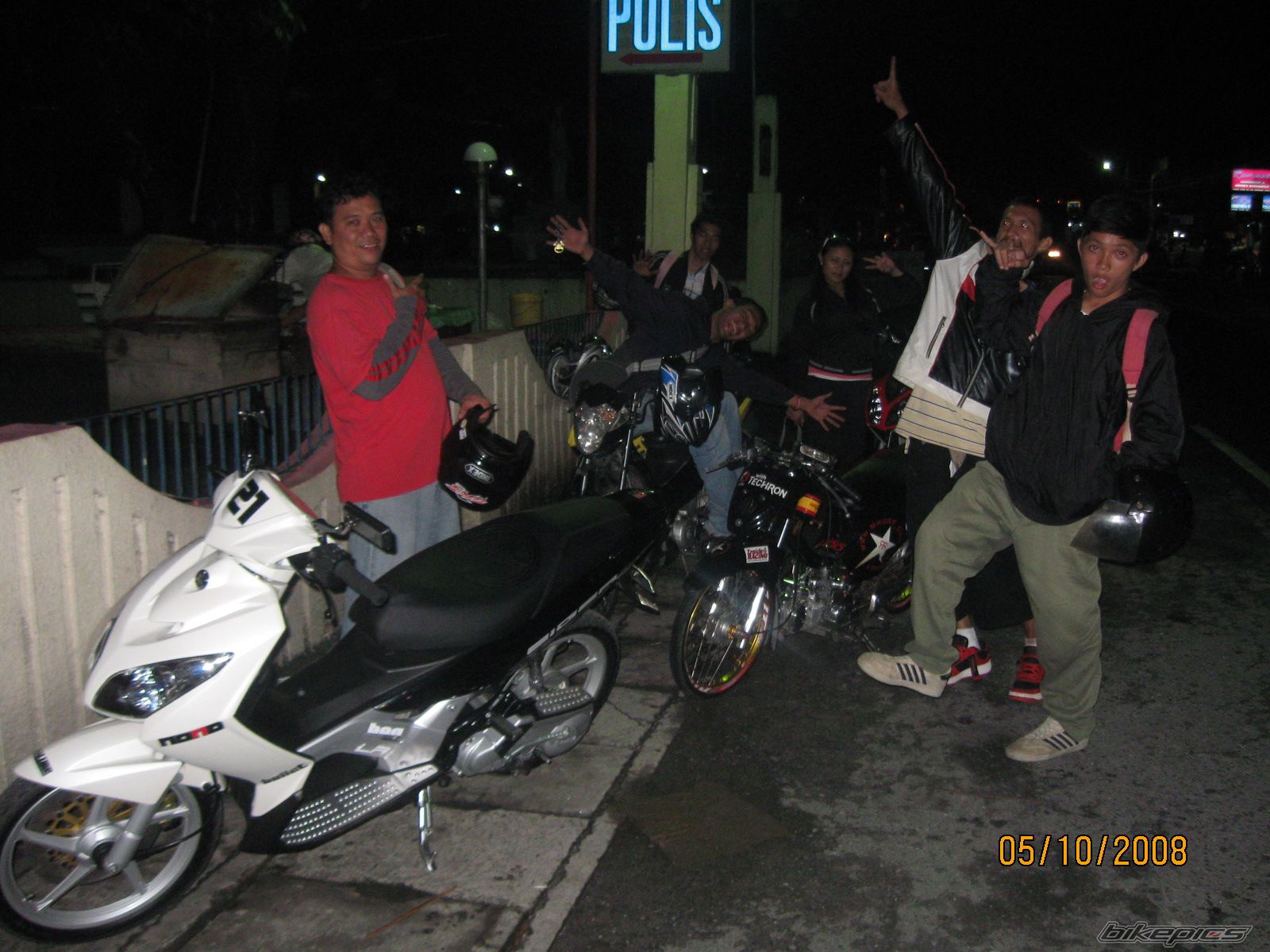 Photo 1442201