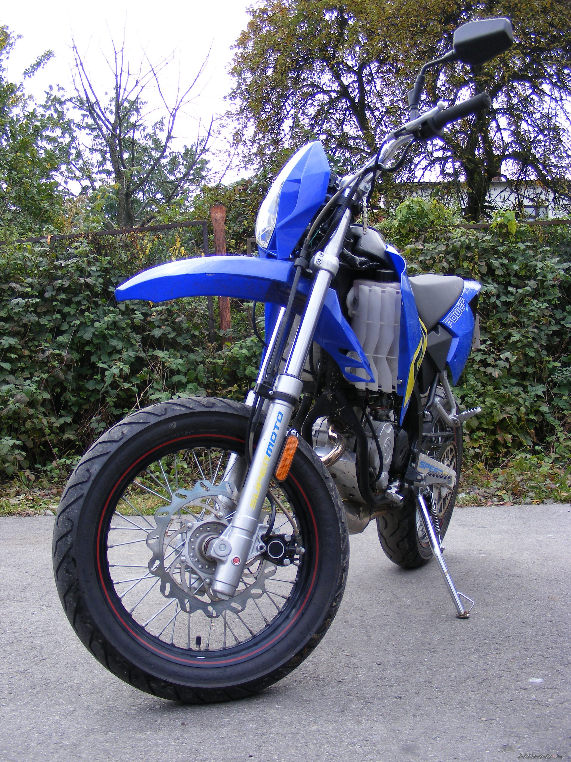 Photo 1442209