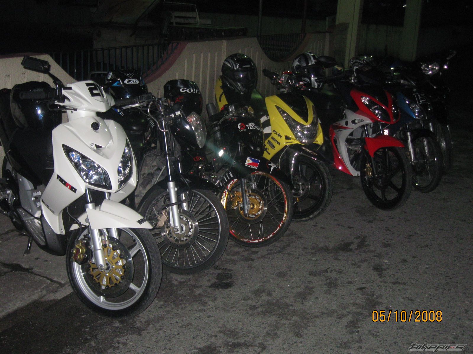 Photo 1442219
