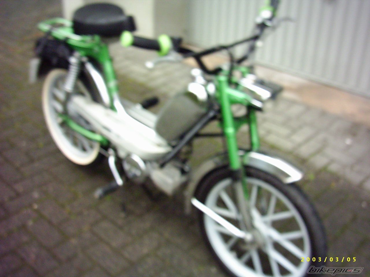 Photo 1442360