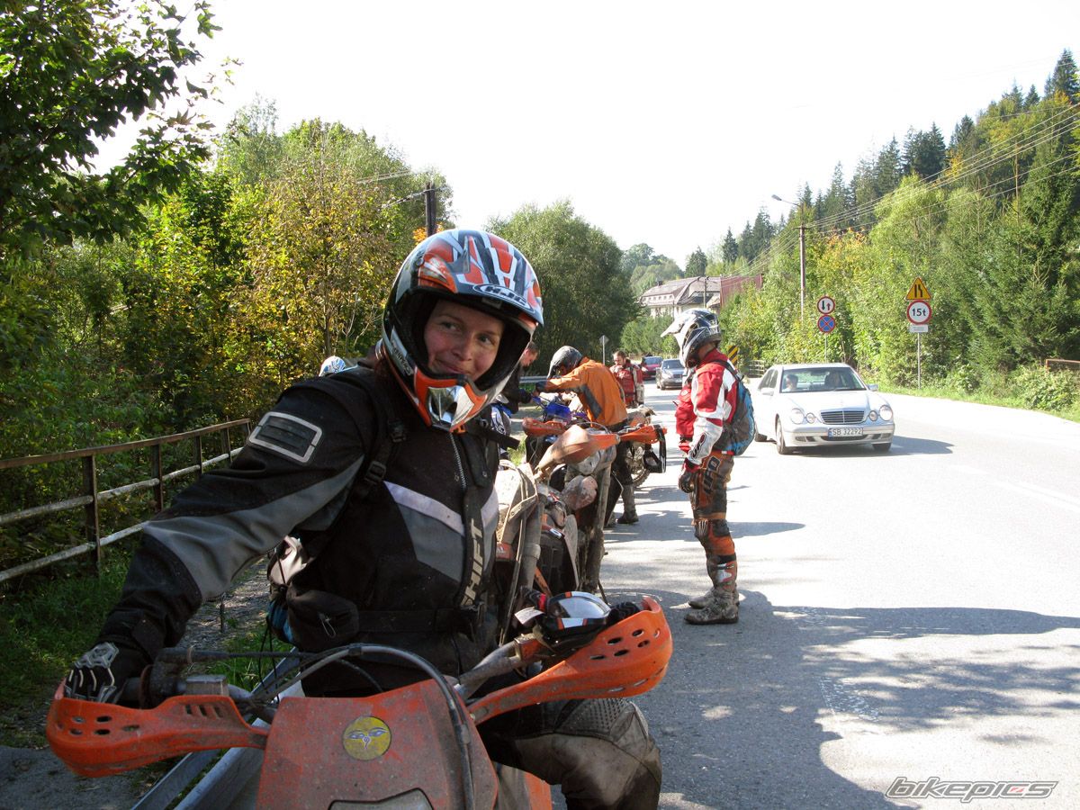 Photo 1442416