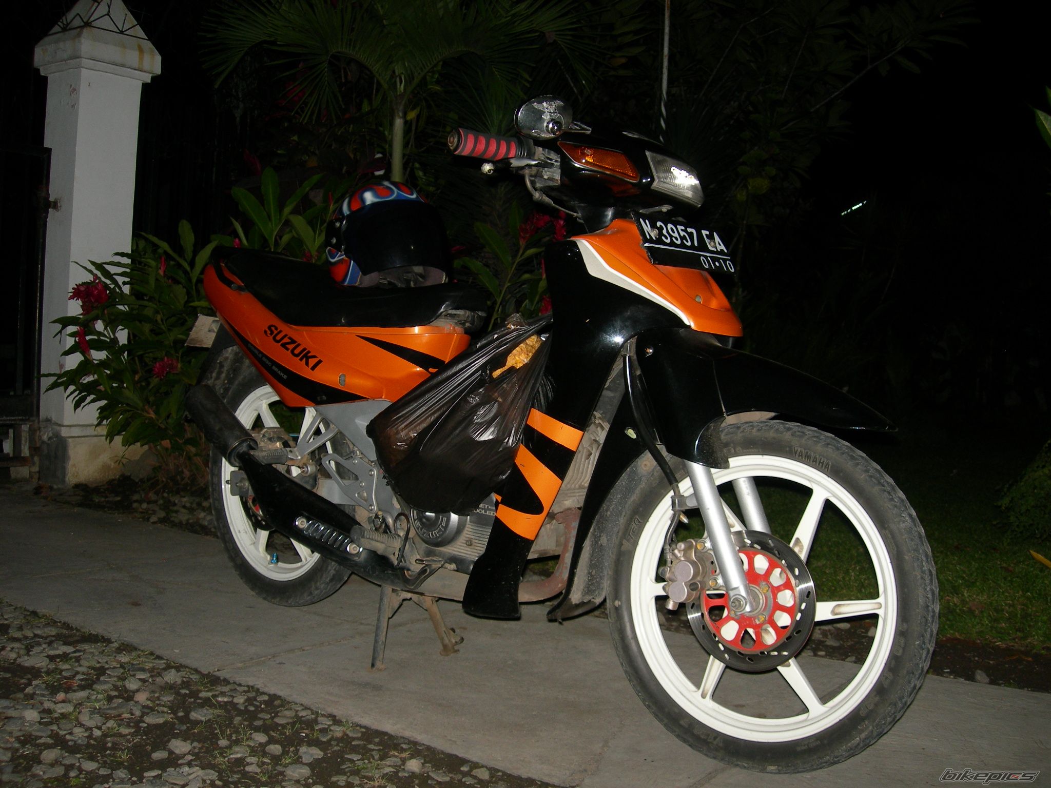 Photo 1442536