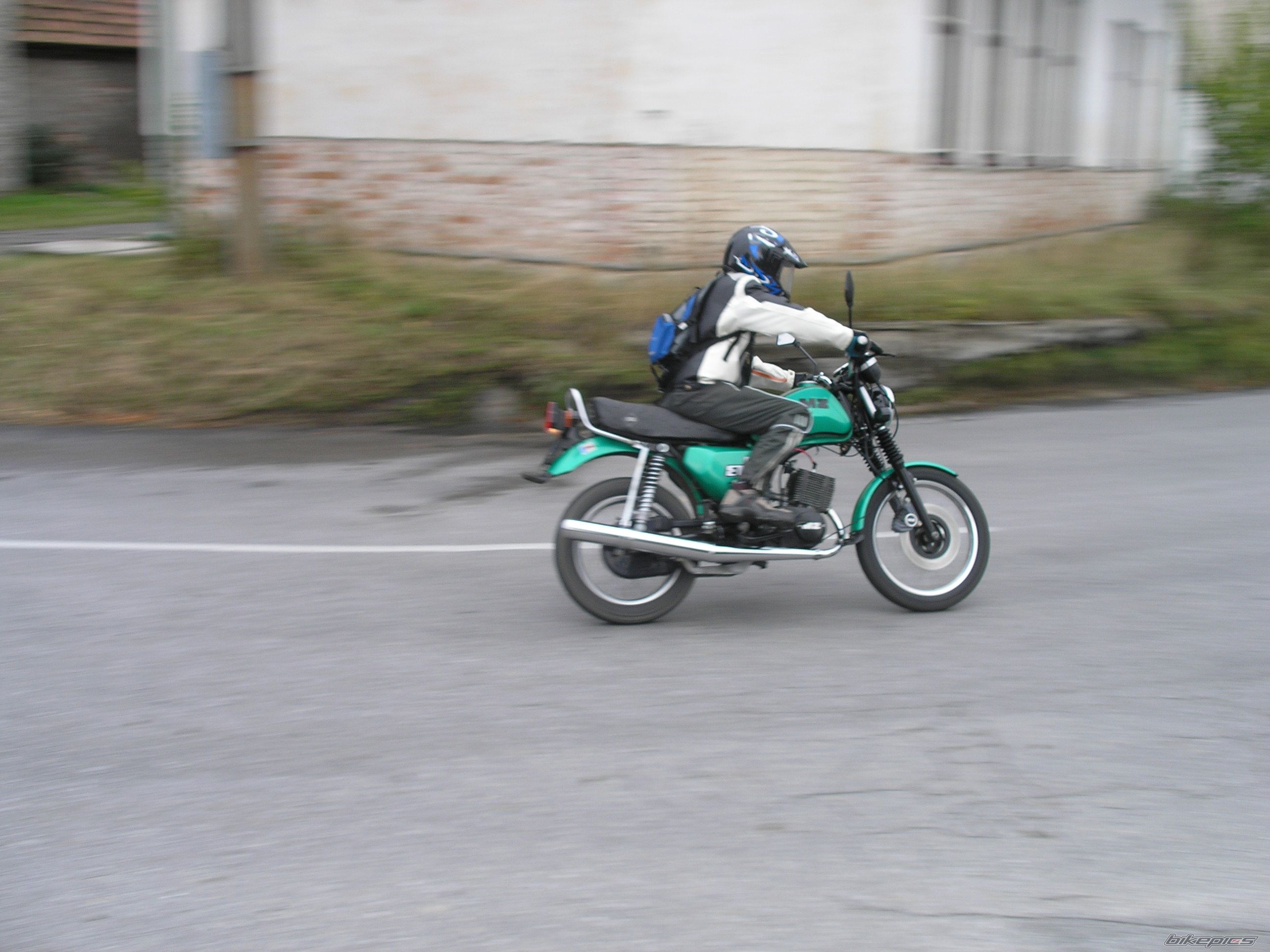 Photo 1442551