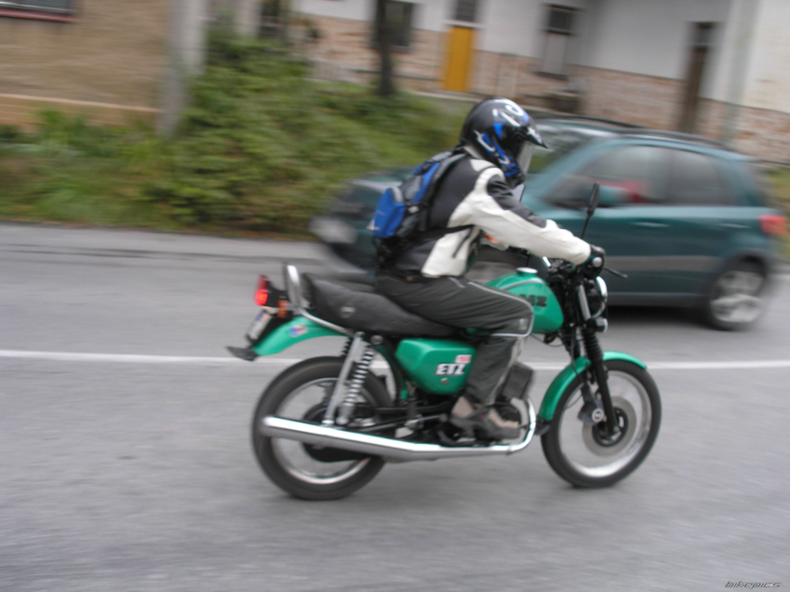 Photo 1442555