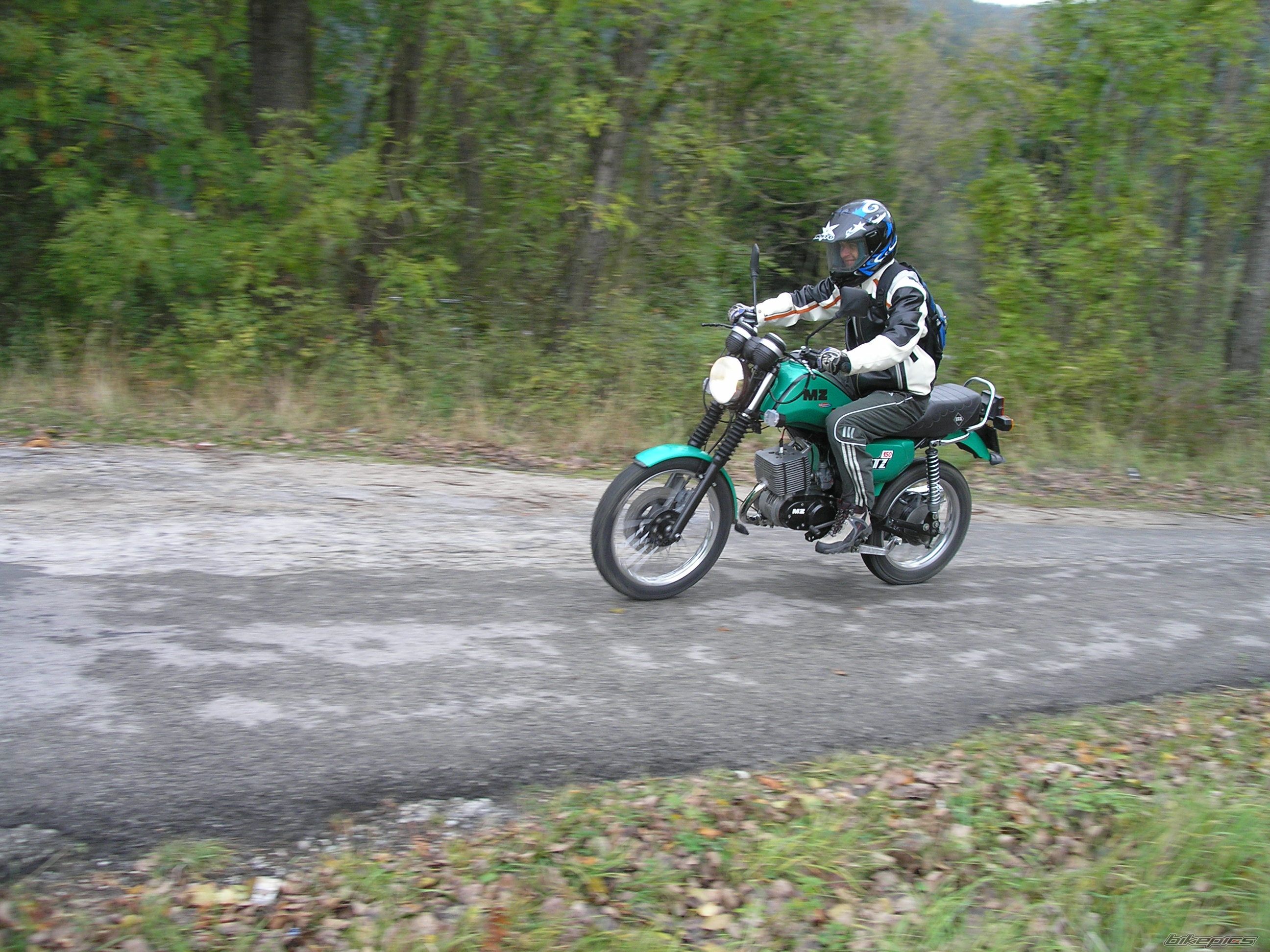 Photo 1442560