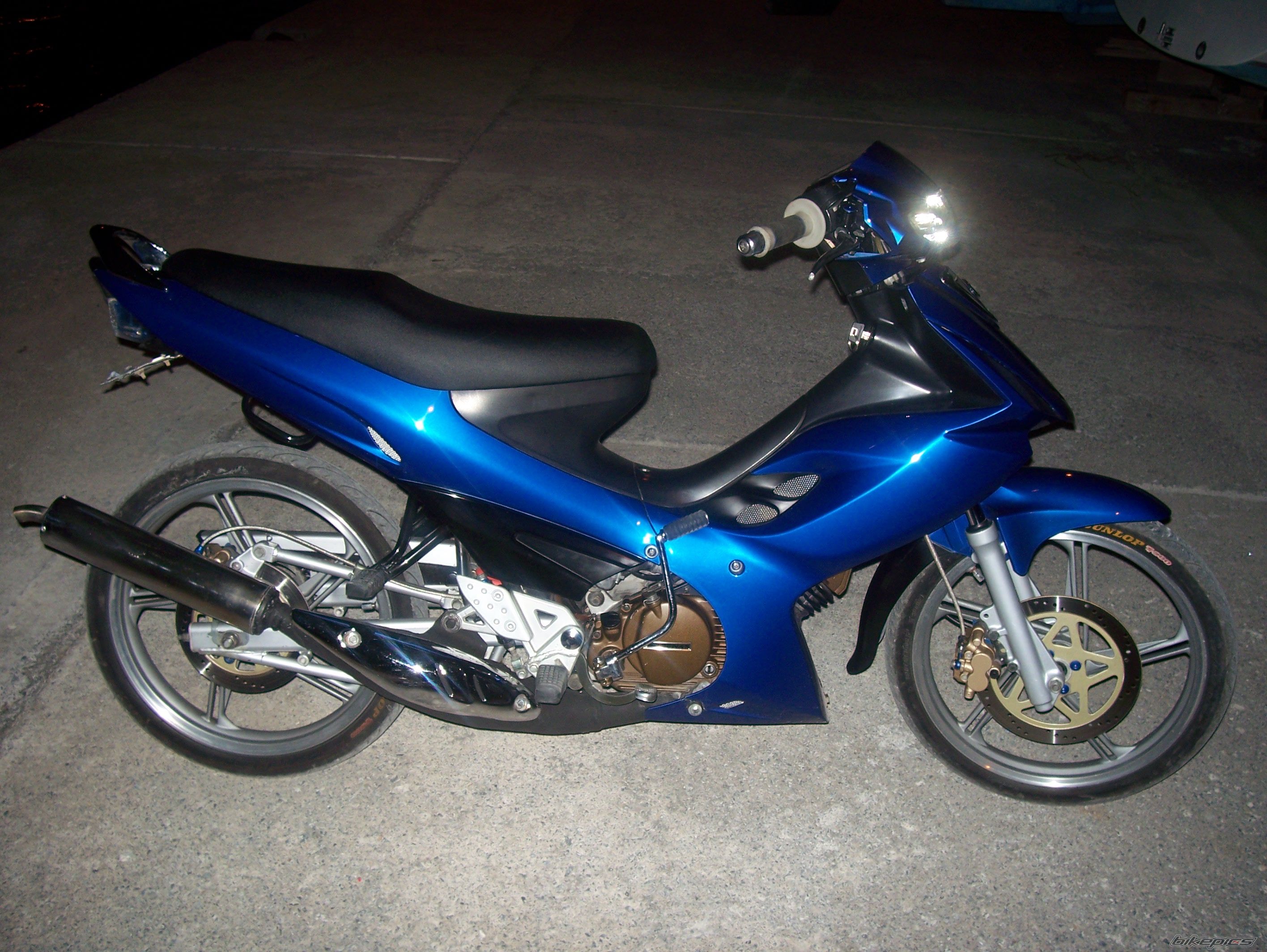 Photo 1442561